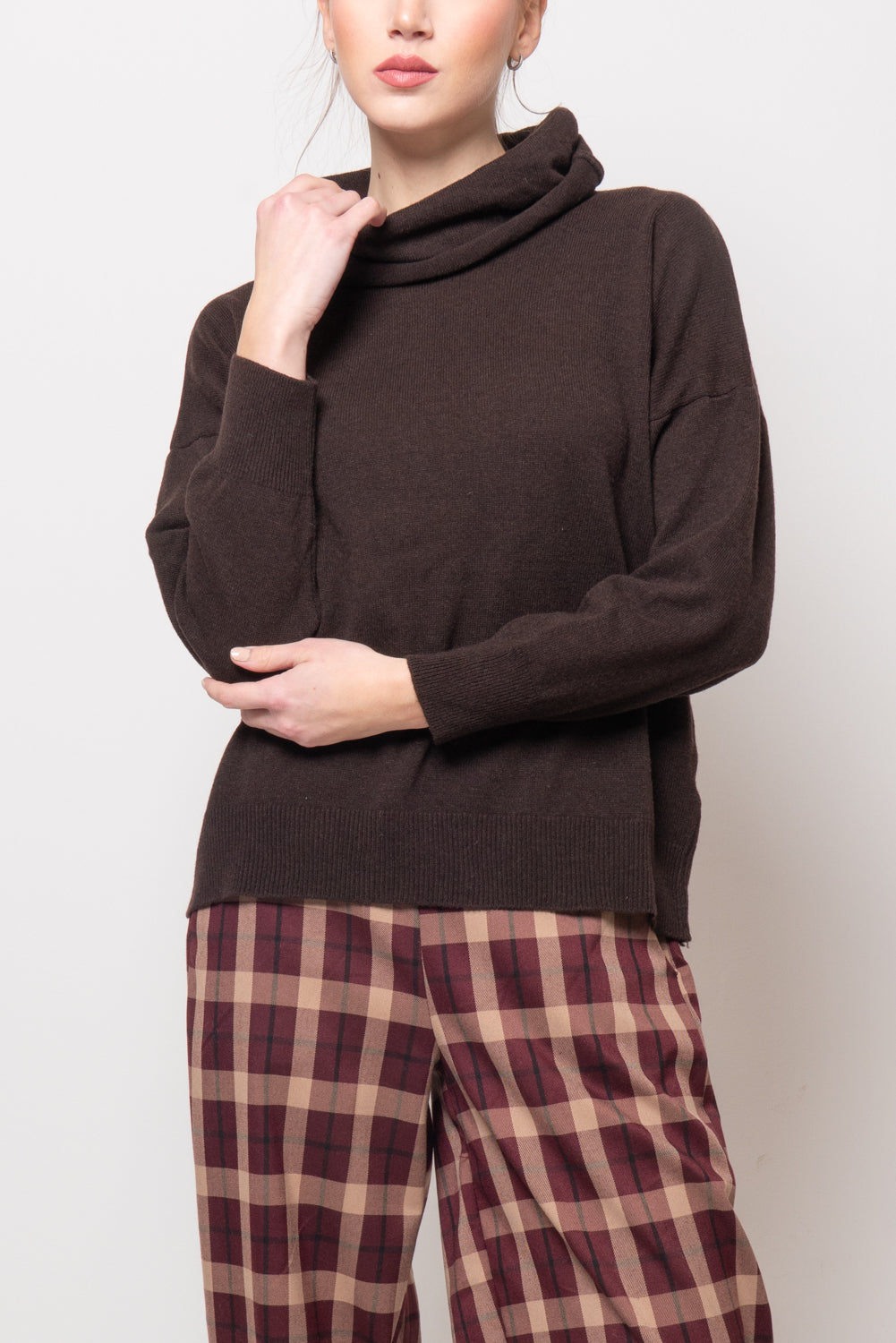 Maglia con collo ad anello