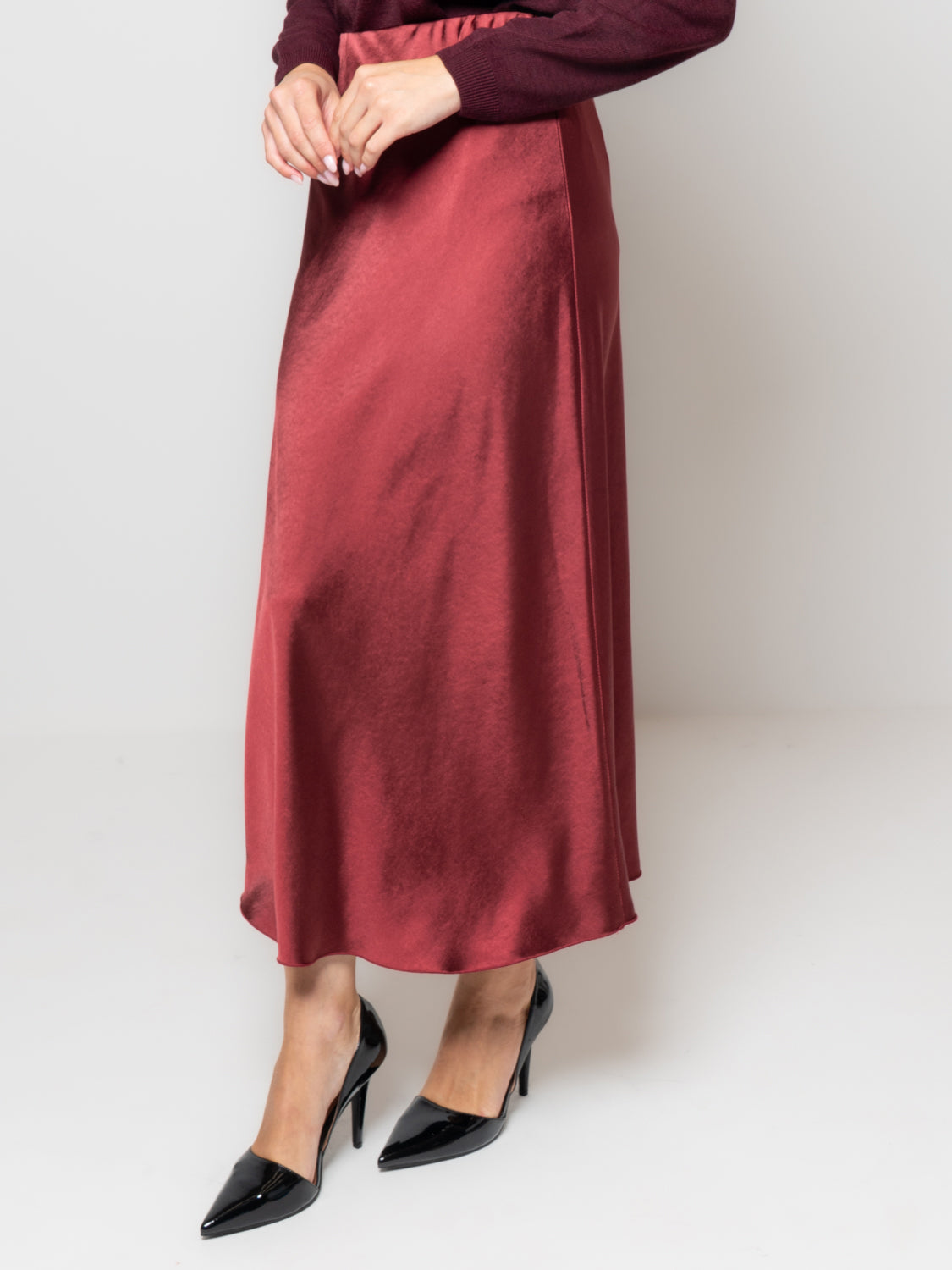 Gonna in satin lunga