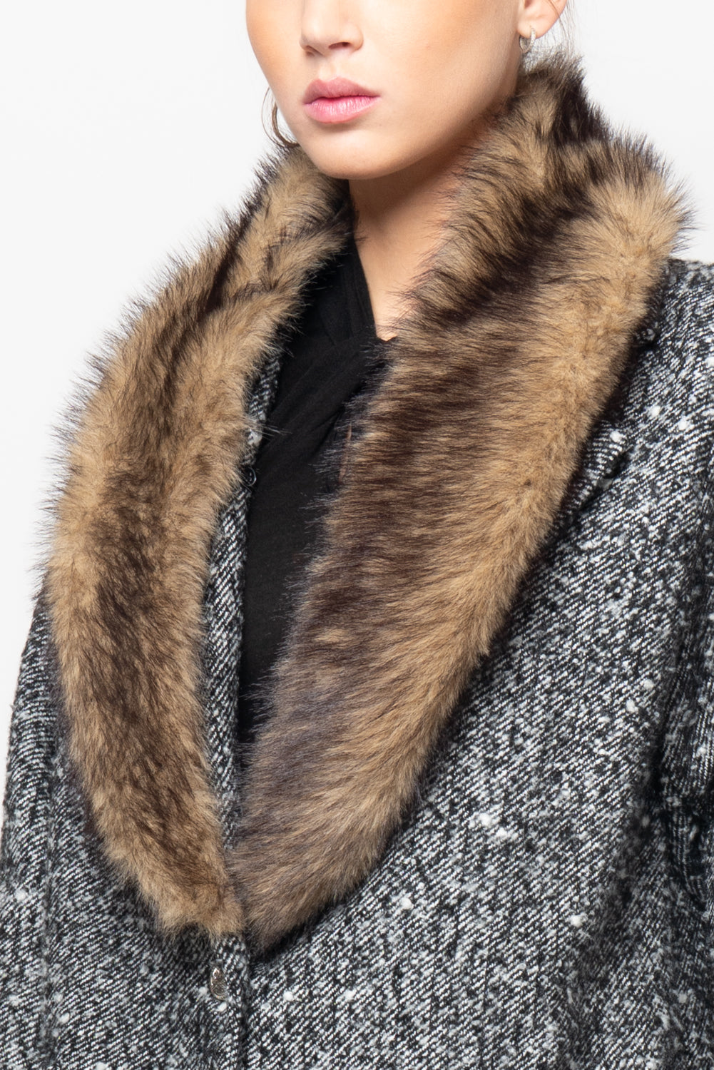 Giacca sale e pepe con pelliccia