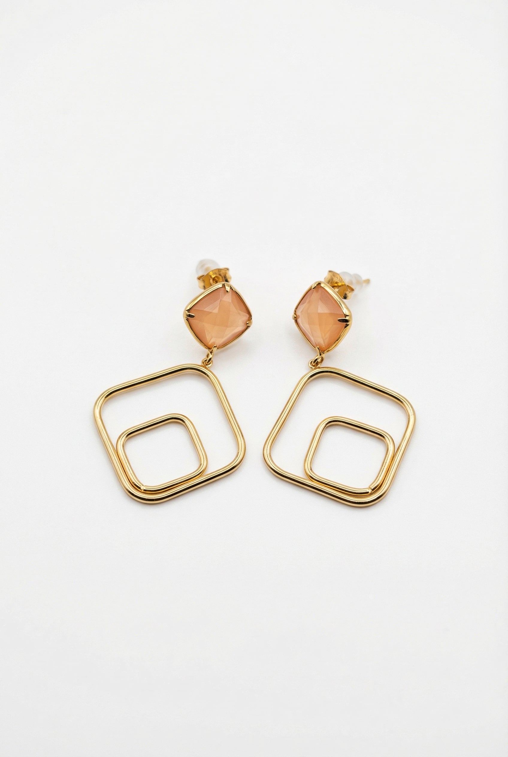 Orecchini con pietra geometrici