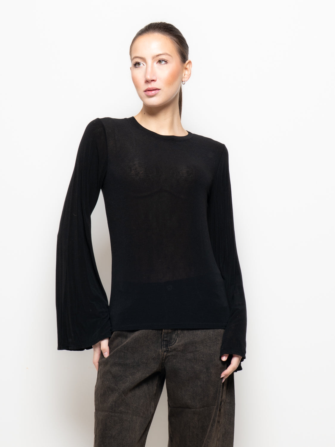 T shirt misto cashmere con manica svasata