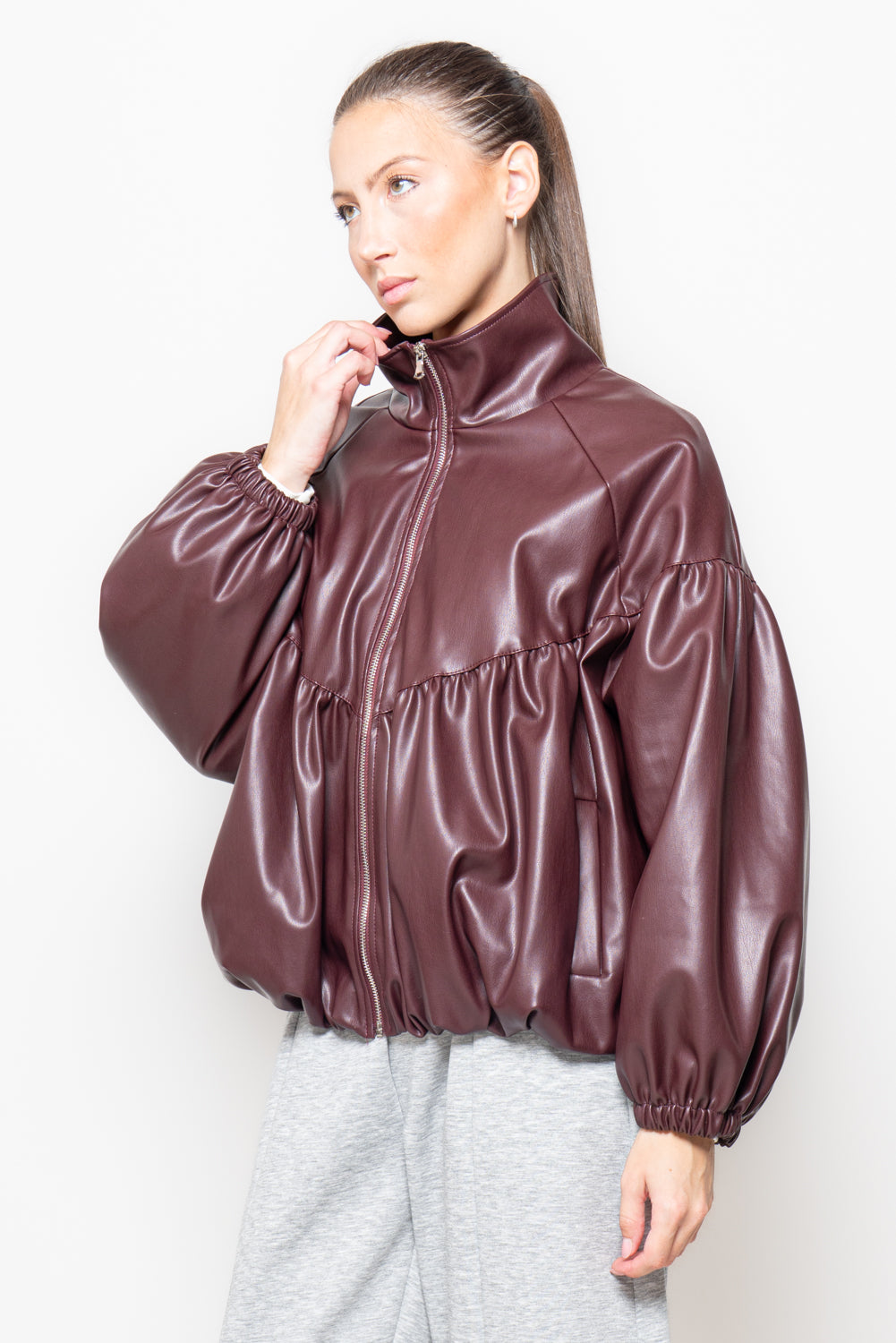 Bomber ecopelle con balza