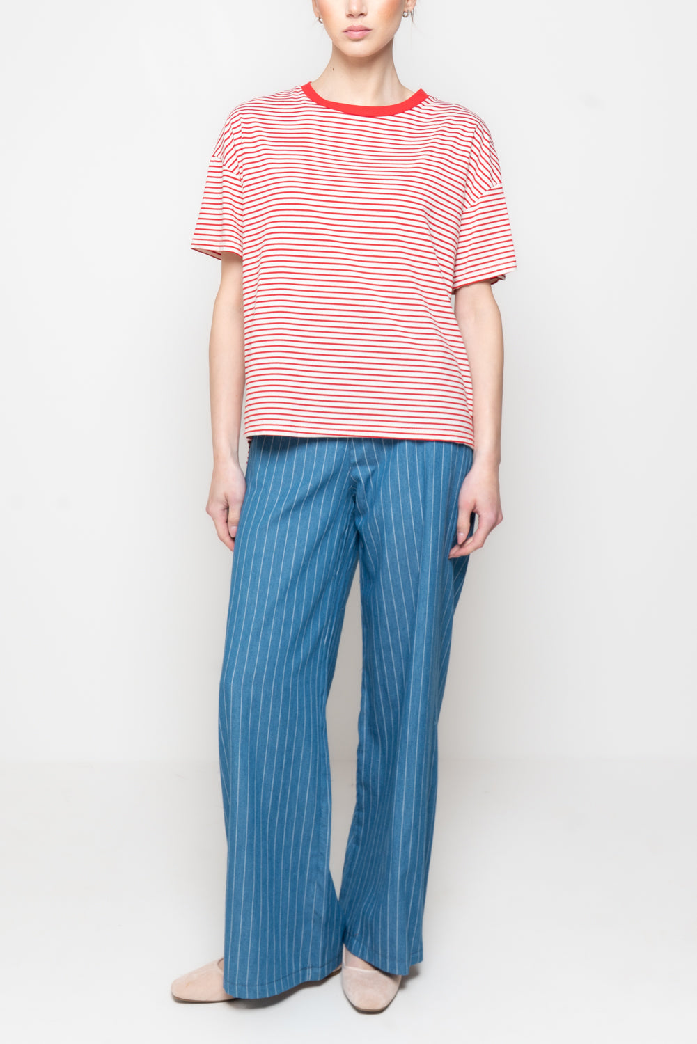 T-shirt a righe con profilo