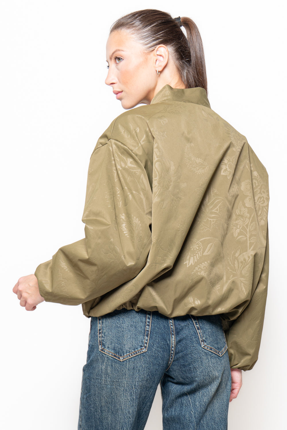 Giacca stile orientale con chiusura a nodini