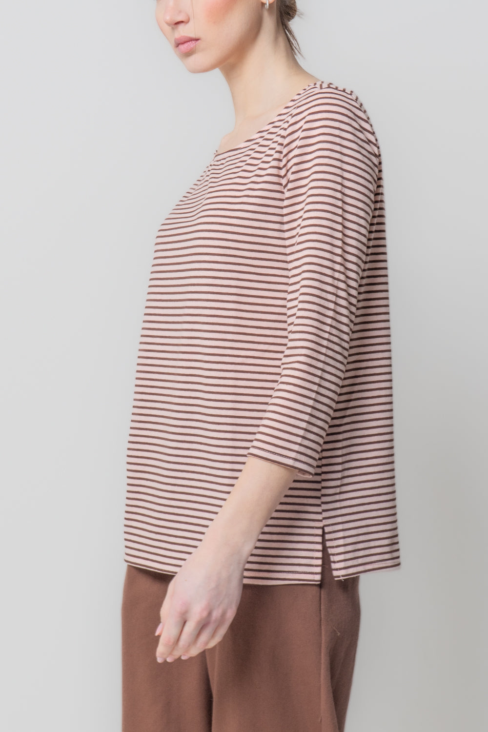 Maglia a Righe Sottili con Spacchetti