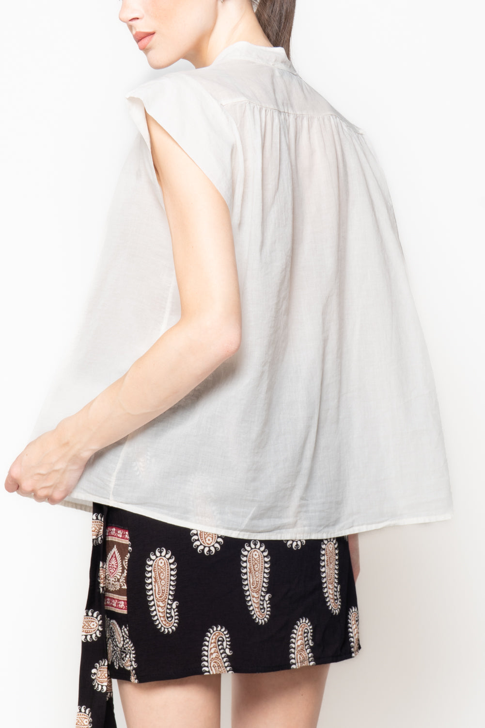 Blusa in mussola alla coreana