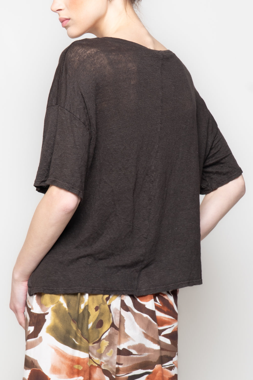 T-shirt scollo a V 100% lino