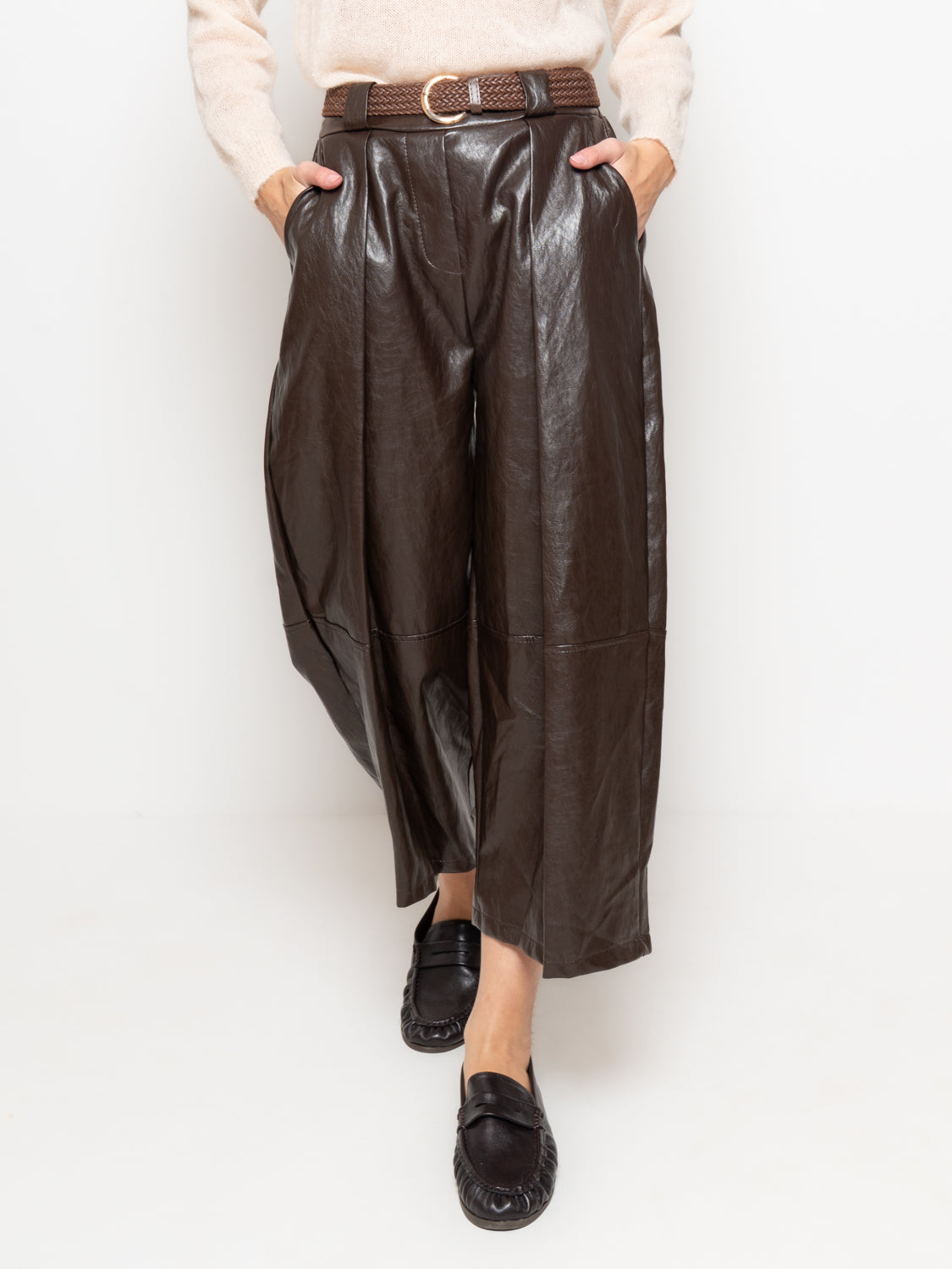 Pantaloni barrel in similpelle