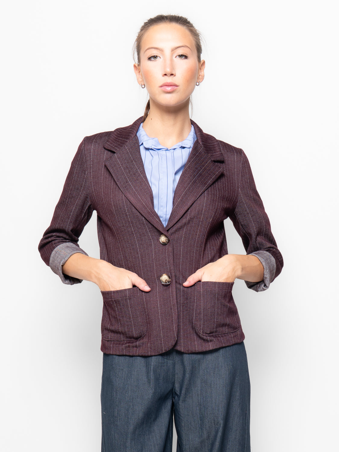 Blazer gessato con revers