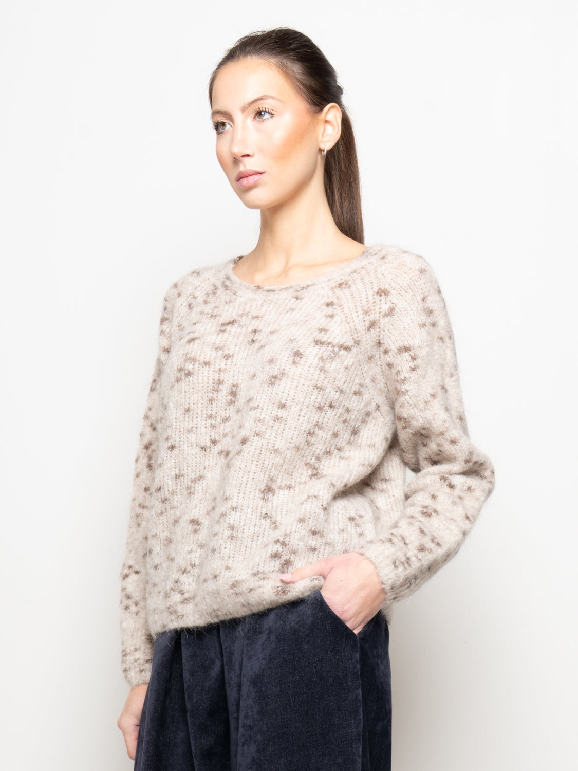 Maglia fantasia puntinata