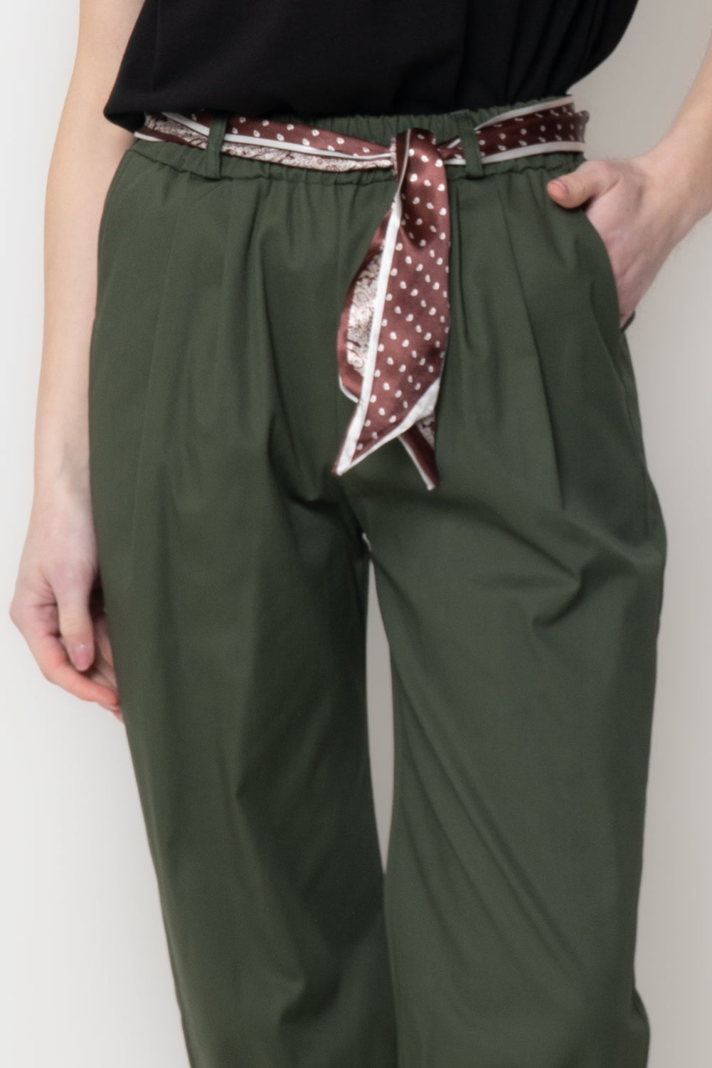 Pantaloni con Cintura Foulard