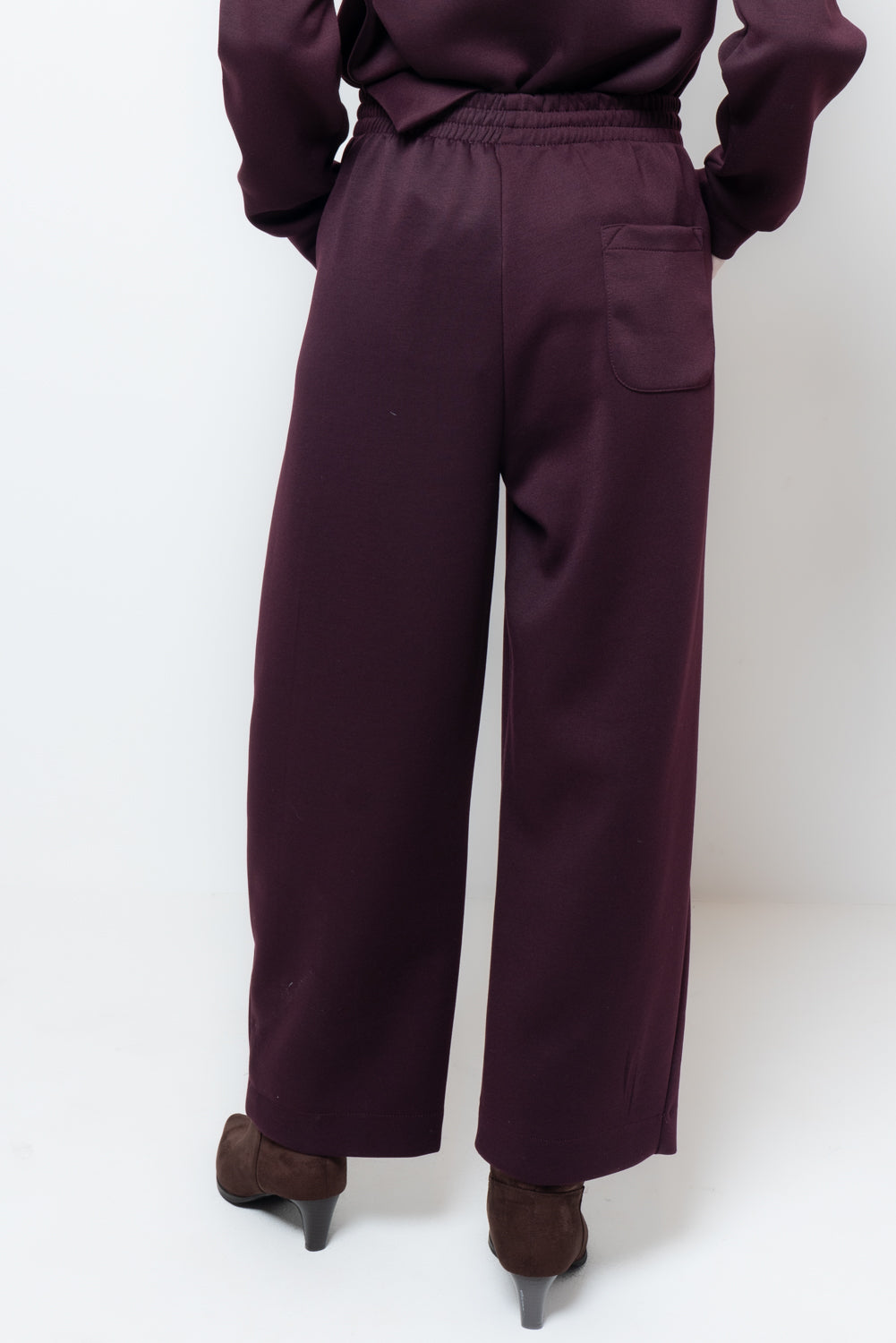 Pantalone baggy in neoprene