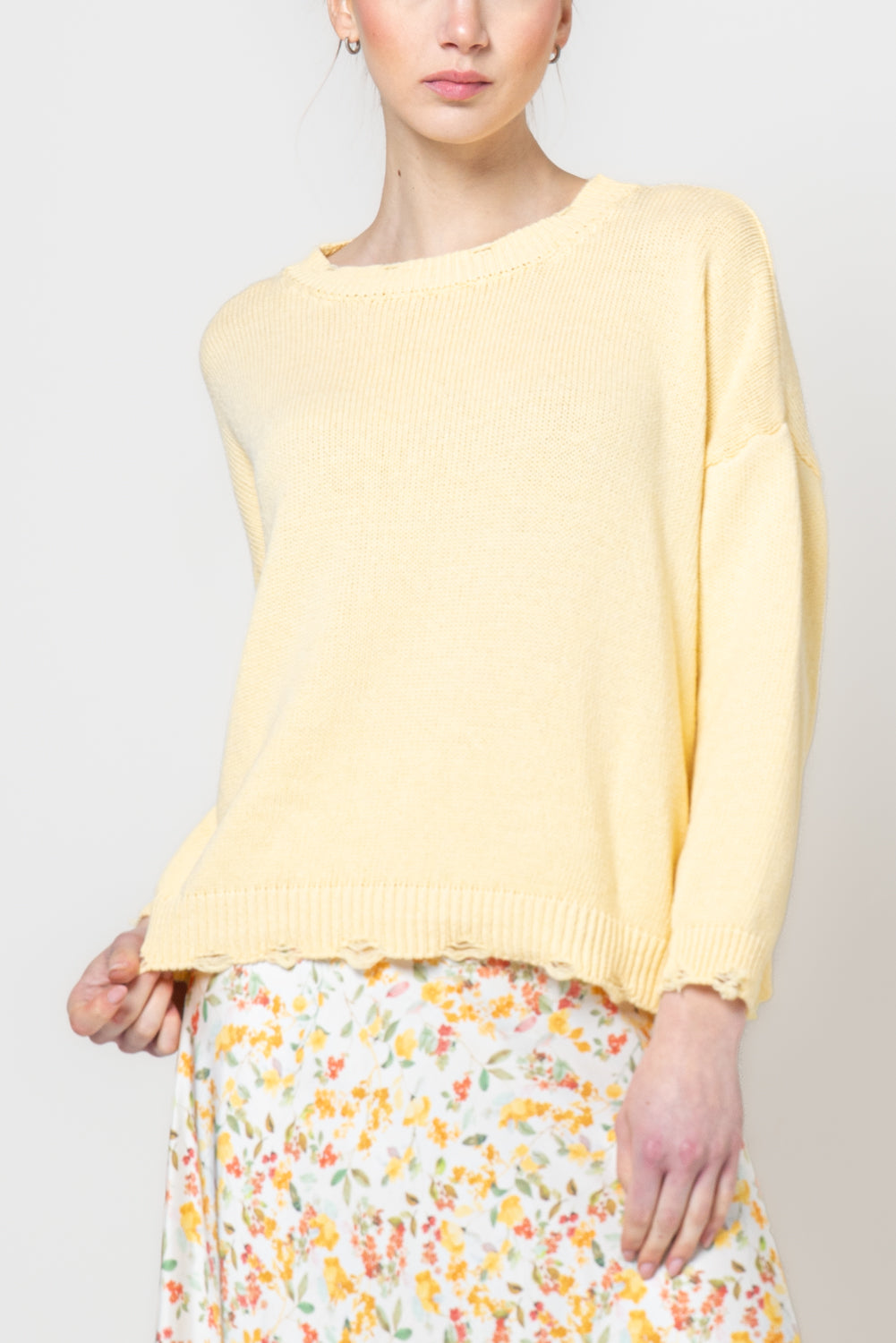 Maglia con profili sdruciti