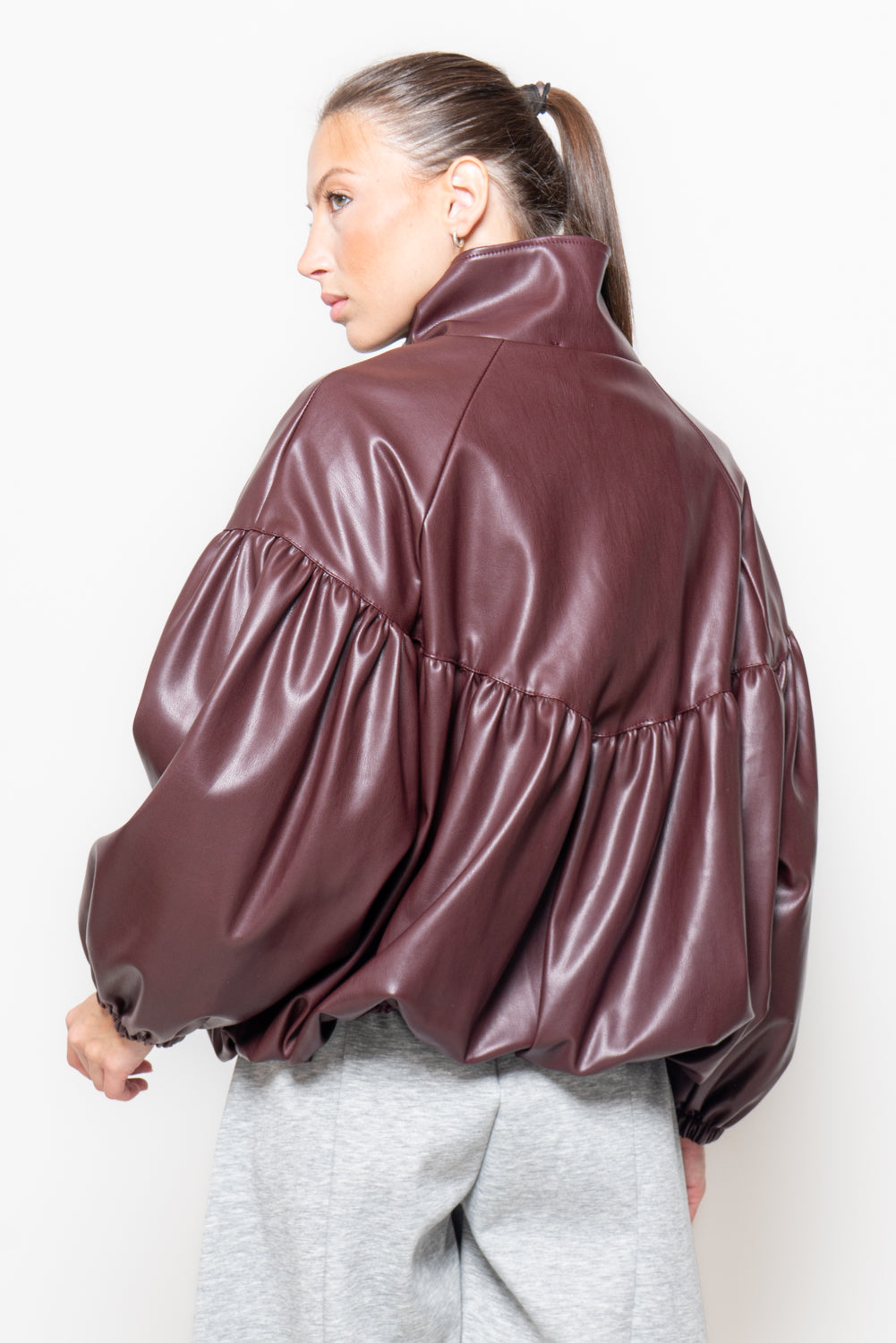 Bomber ecopelle con balza