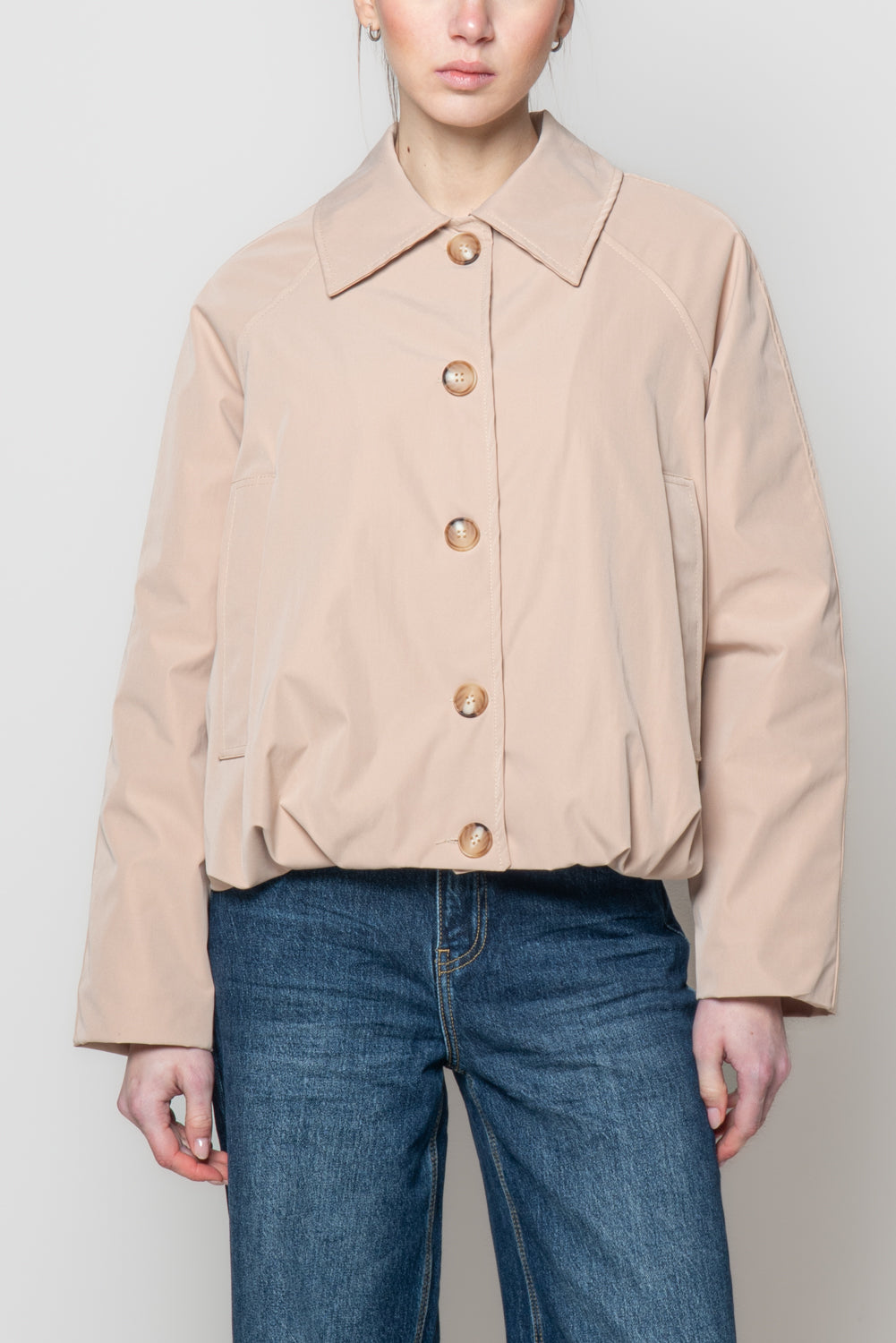 Bomber impermeabile con colletto