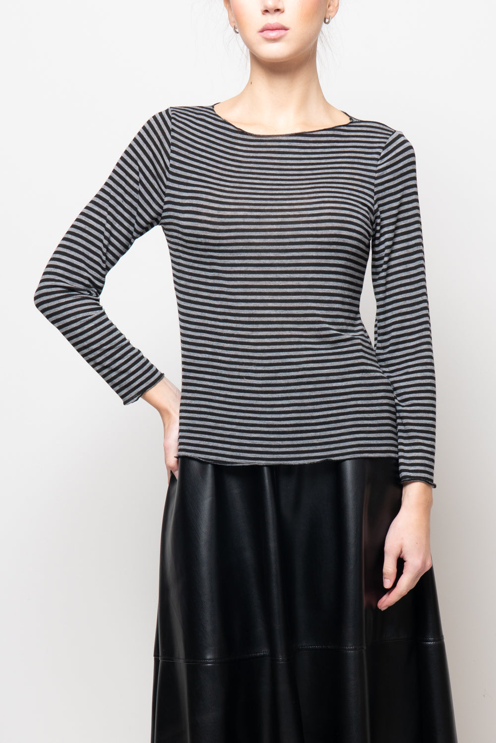 T shirt in misto cashmere a righe