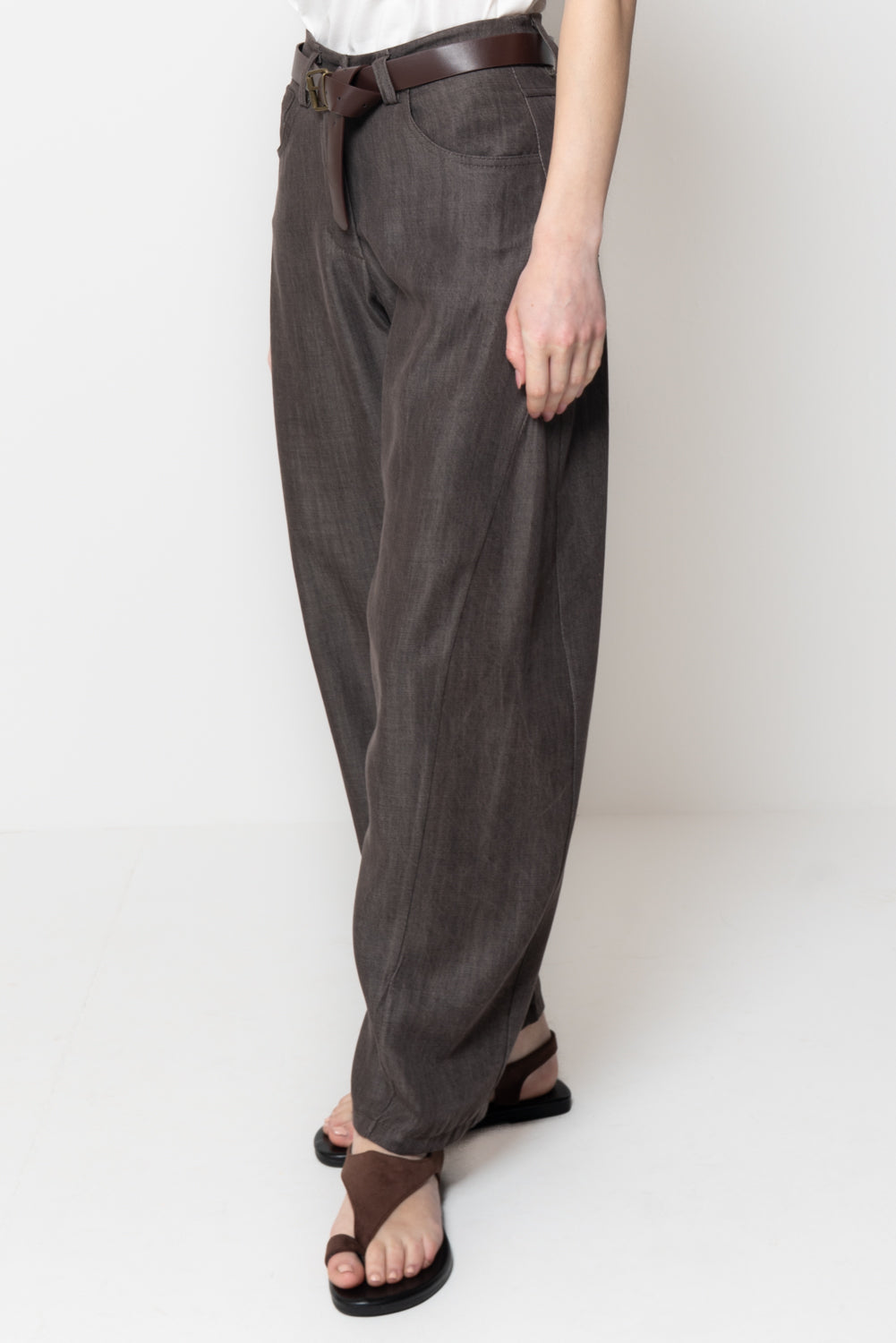 Pantalone Barrel in Denim Leggero con Cintura