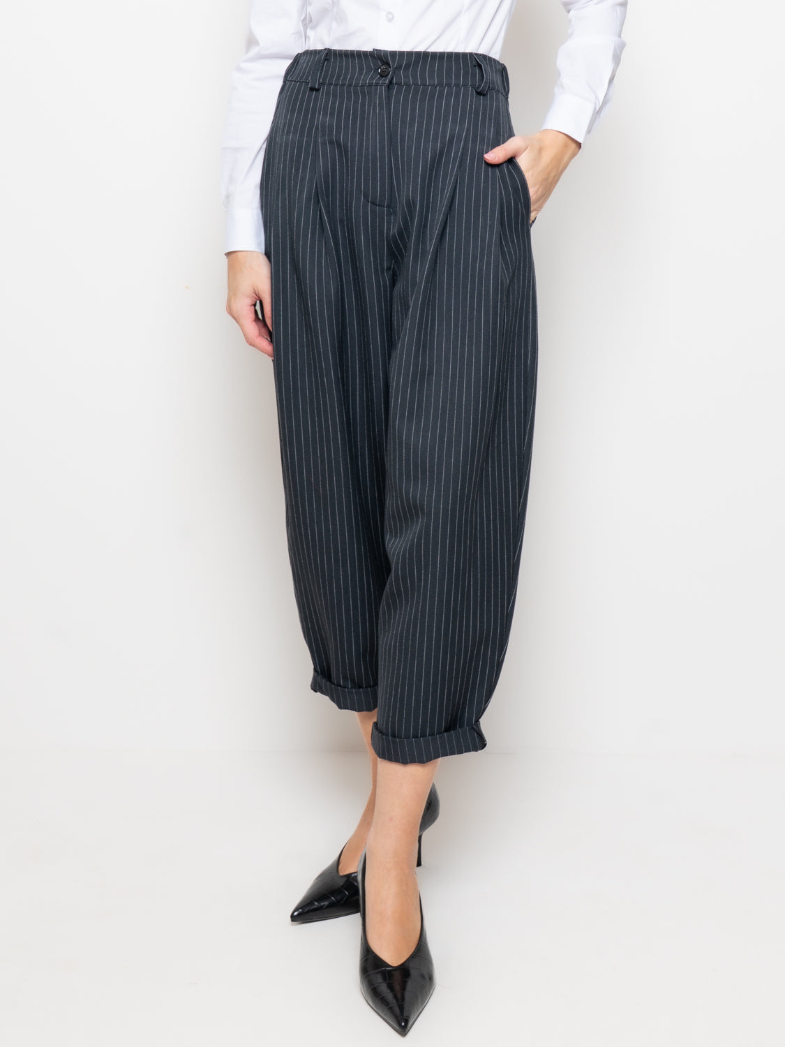 Pantalone gessato con pences