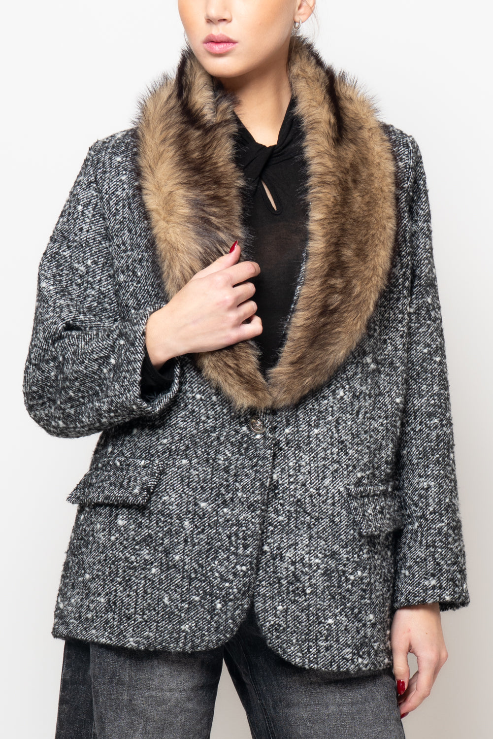 Giacca sale e pepe con pelliccia