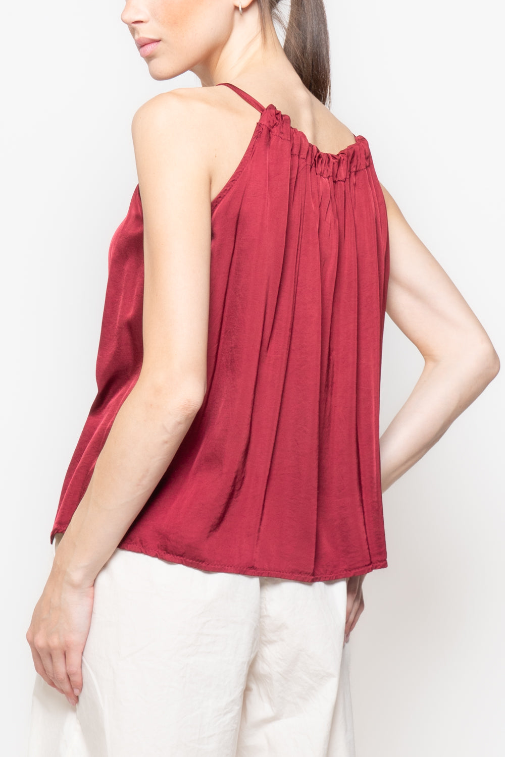Top Smanicato con Scollo Americano Regolabile