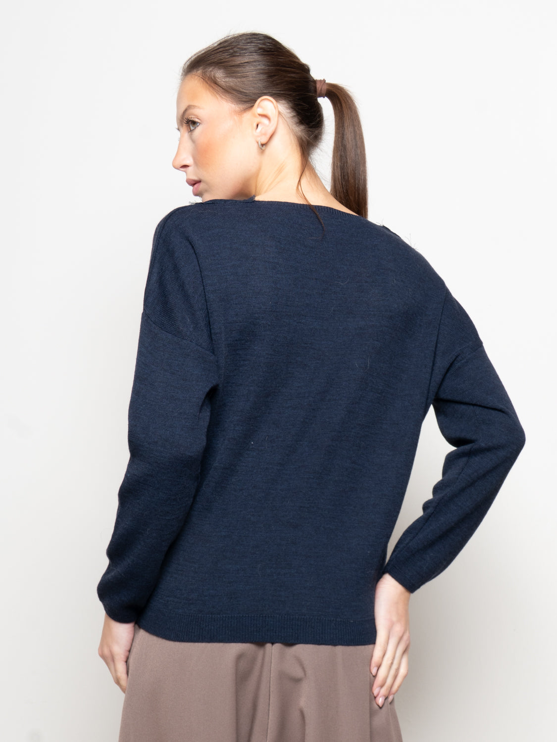 Maglia scollo a V con pizzo