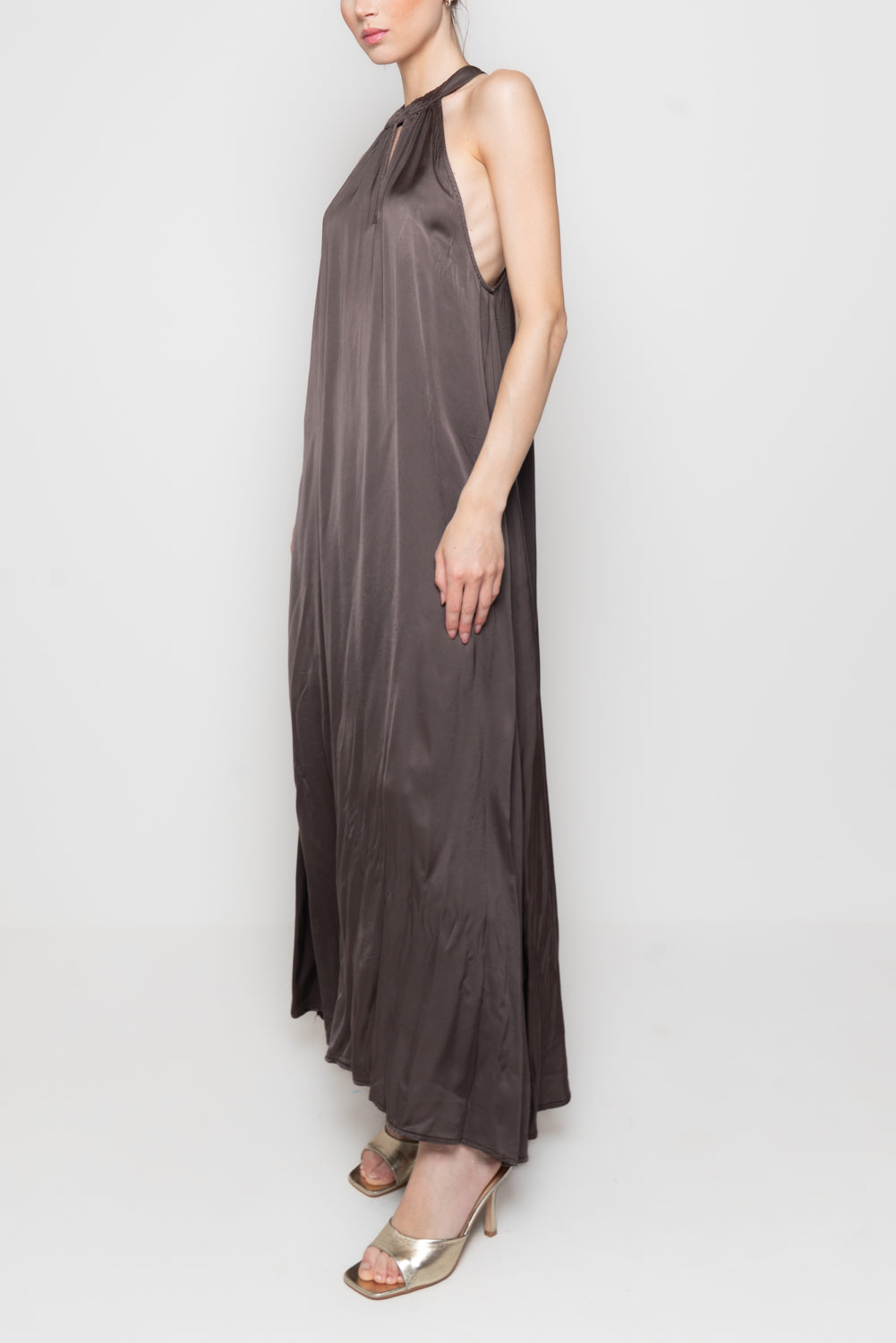 Abito in satin lungo