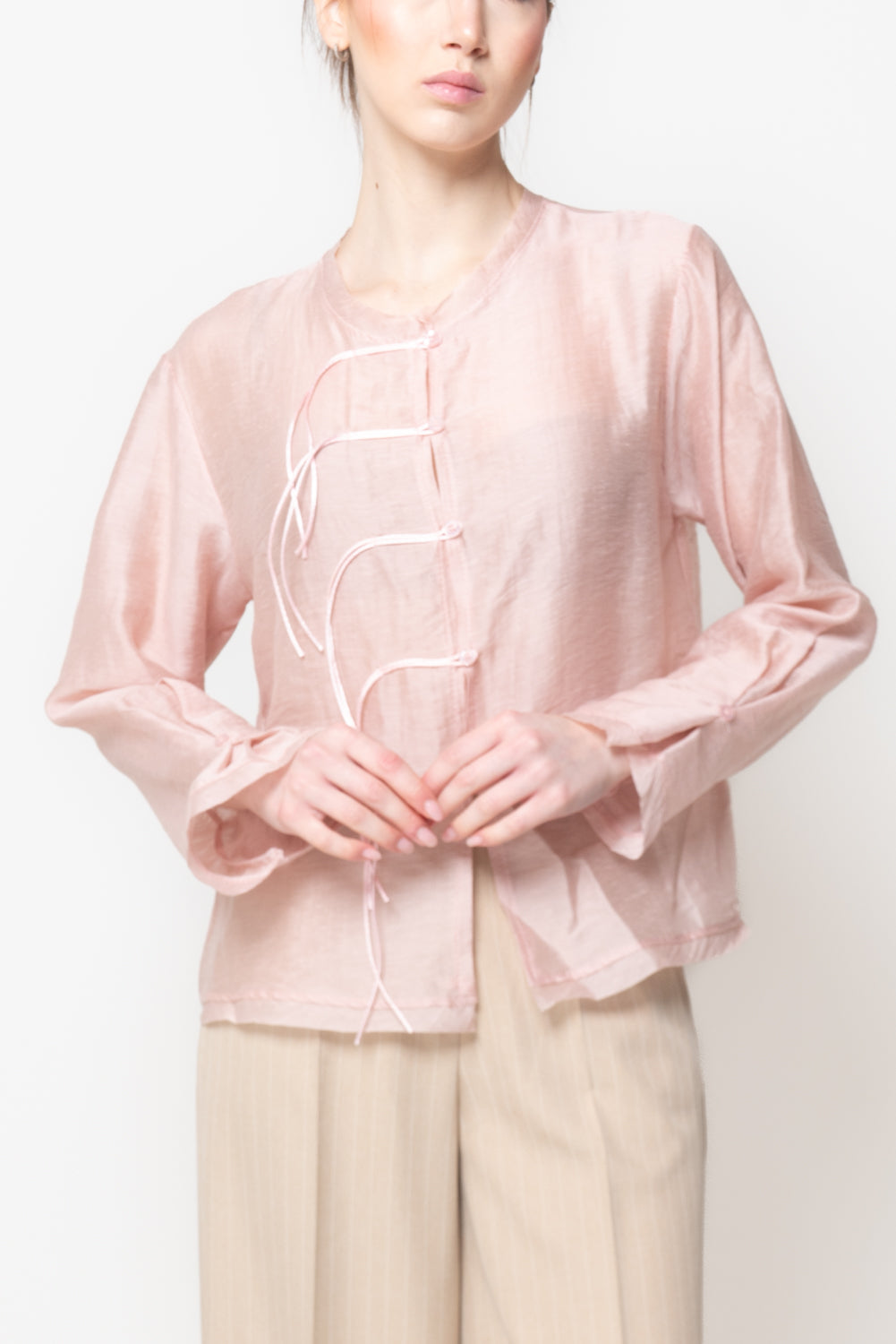 Camicia alla coreana con alamari