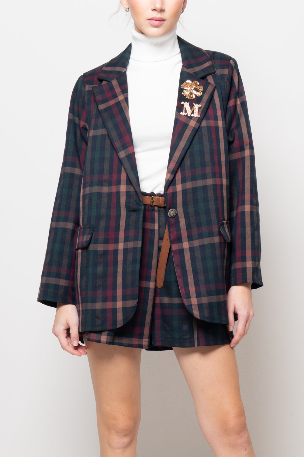 Giacca a quadri con spille