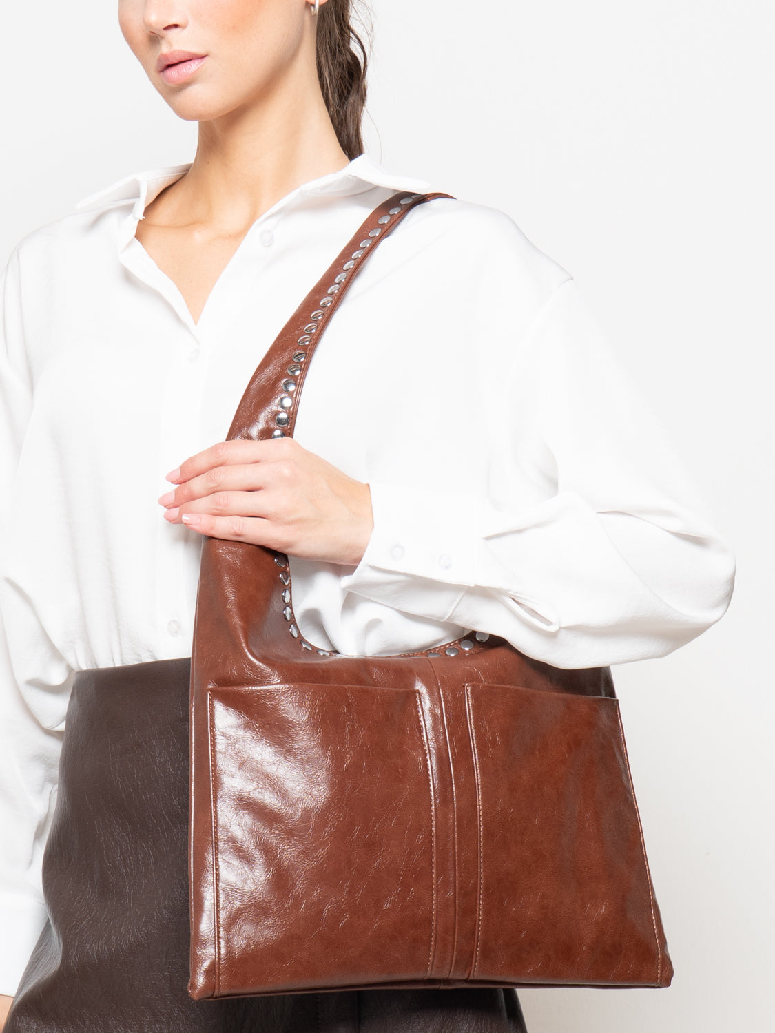 Borsa con borchie