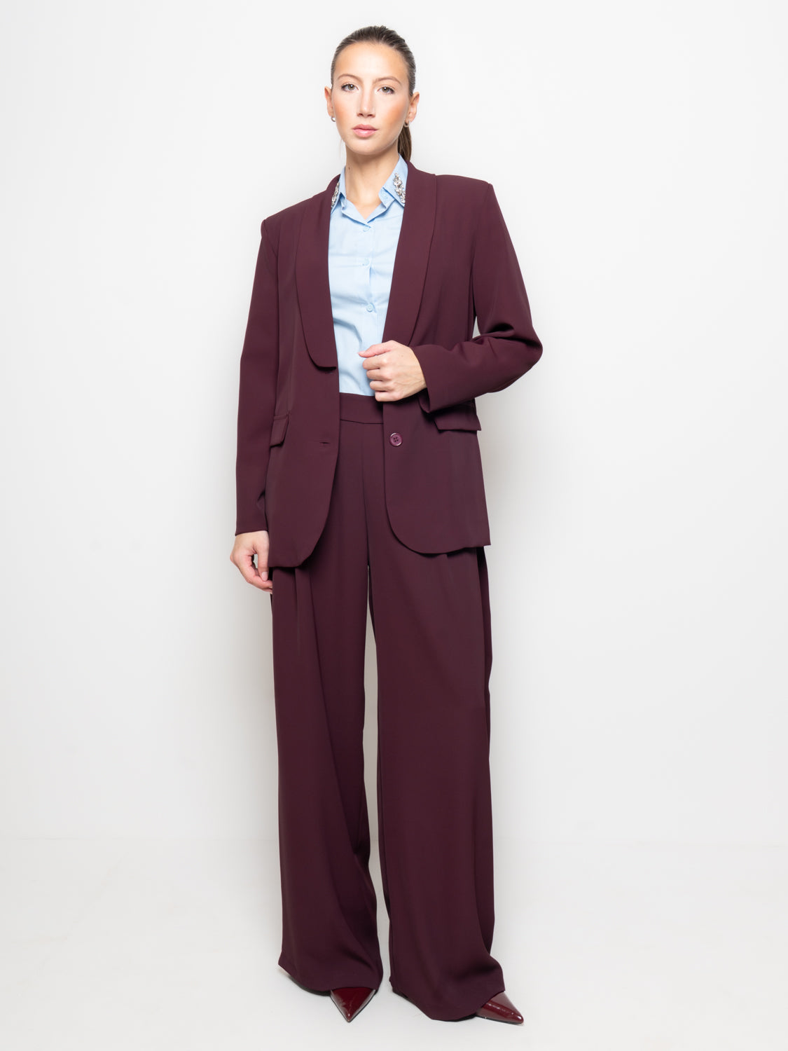 Pantalone palazzo con pences