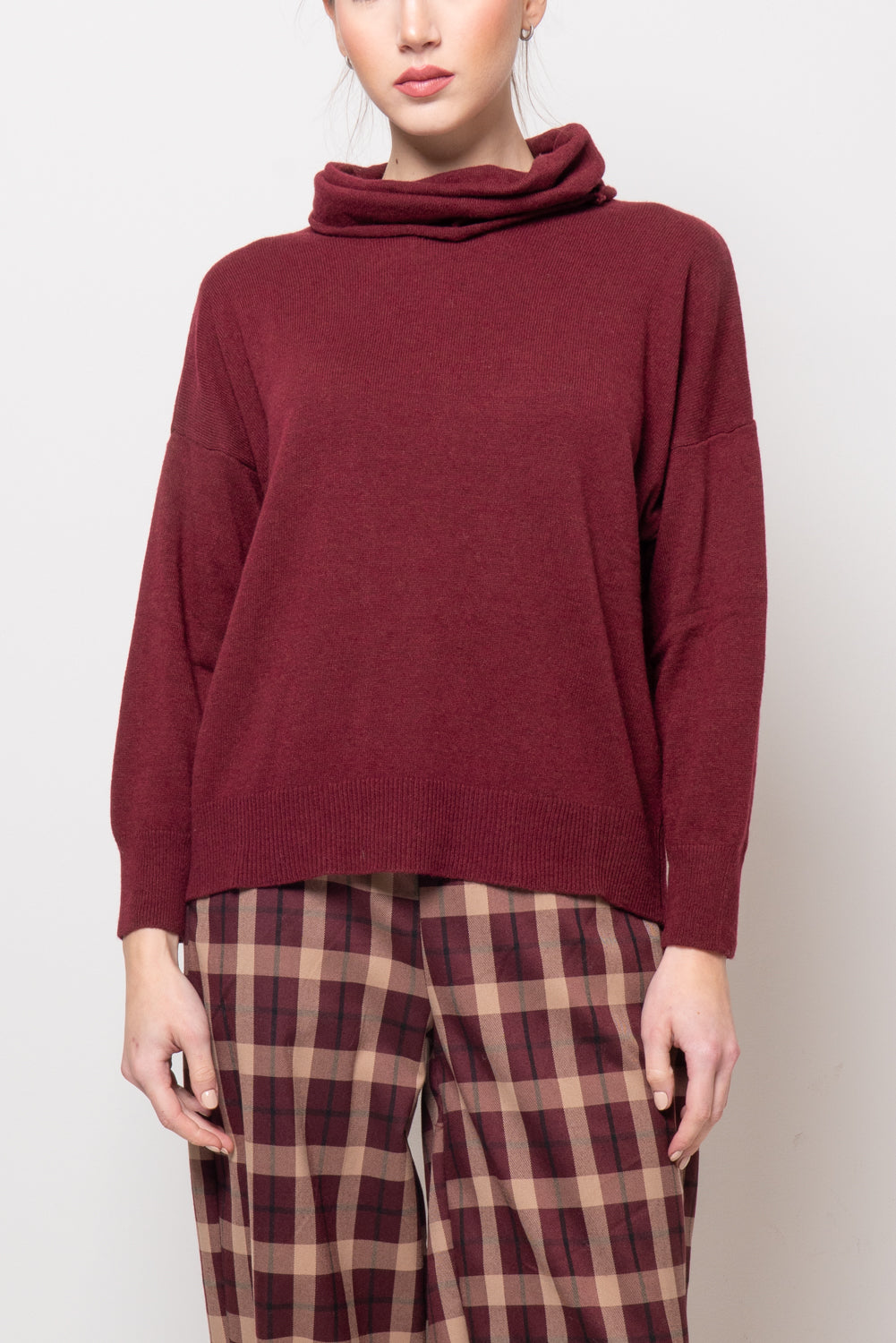 Maglia con collo ad anello