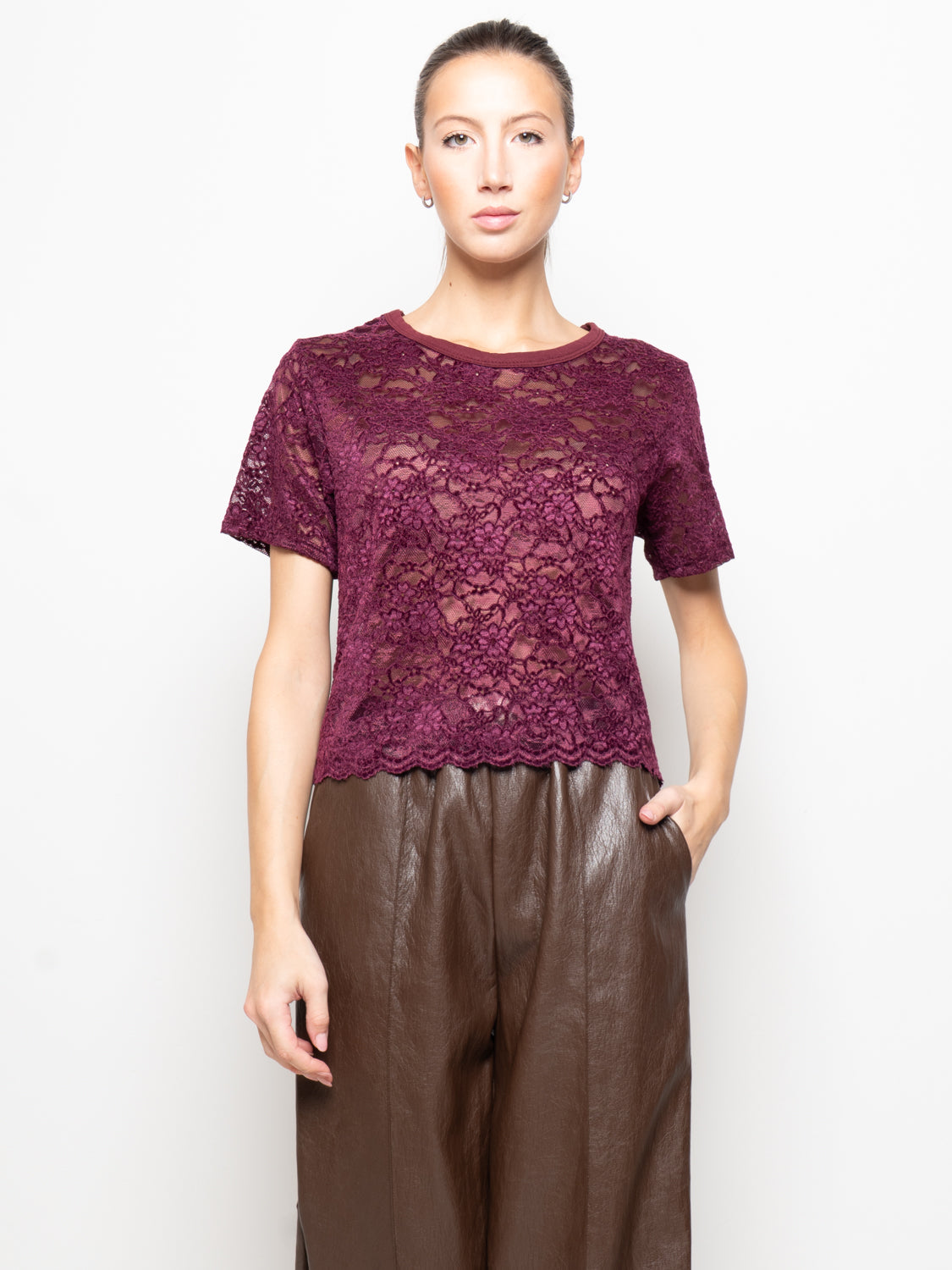 Top in pizzo macramè
