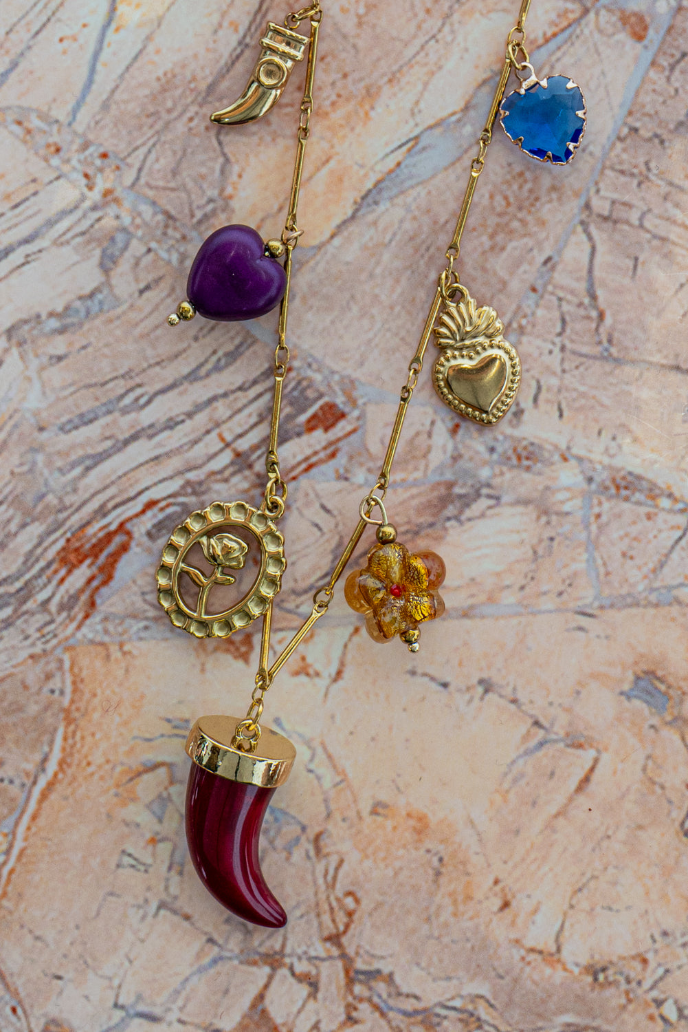 Collana con ciondoli