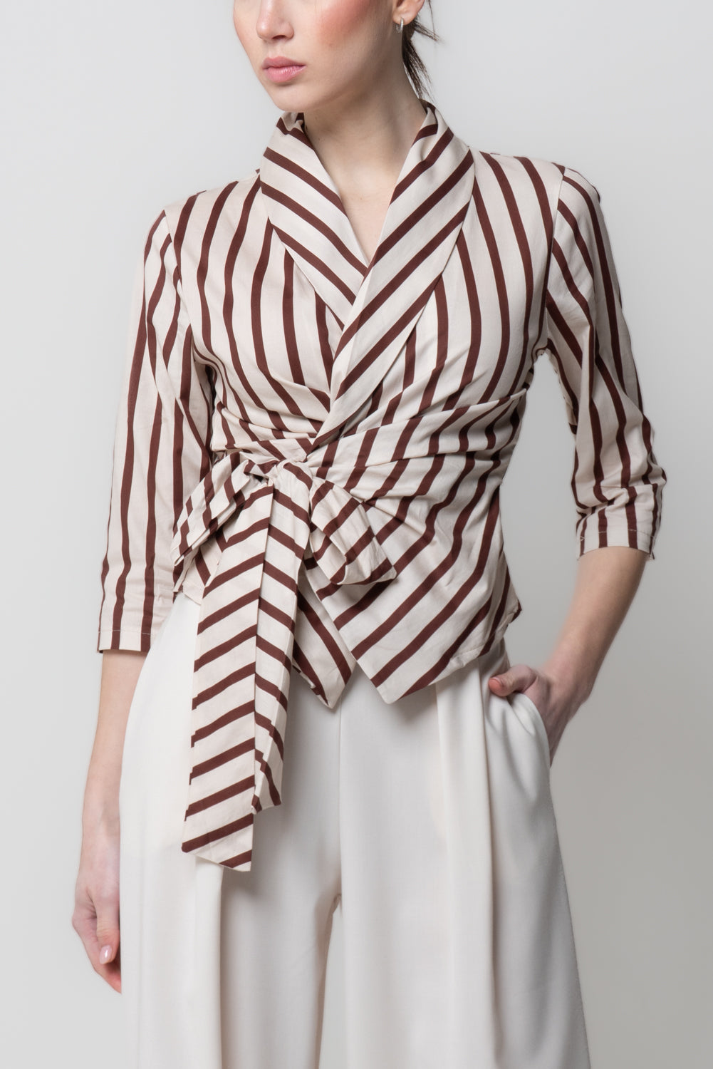 Camicia Rigata Nodata Frontale