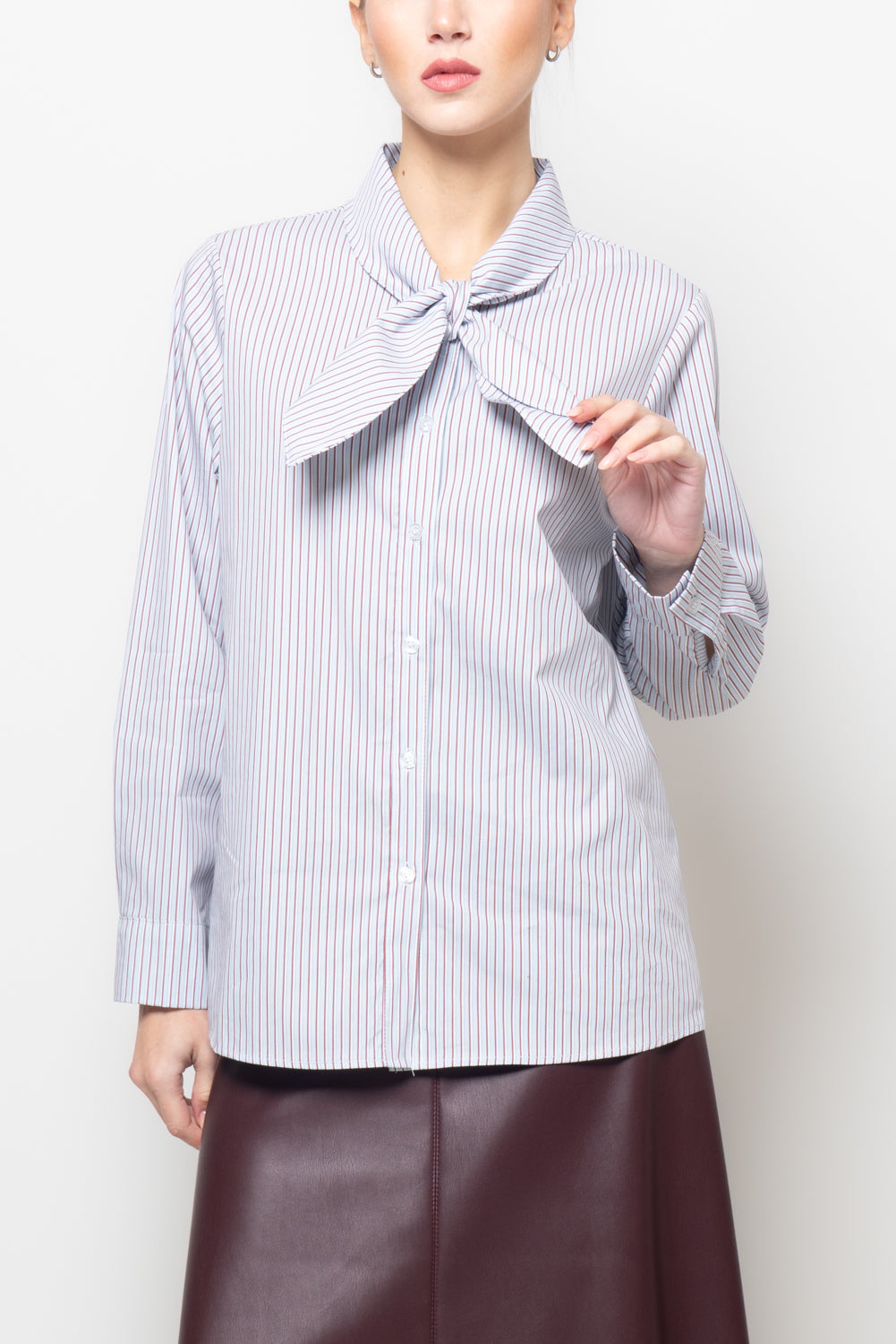 Camicie a righe con fiocco