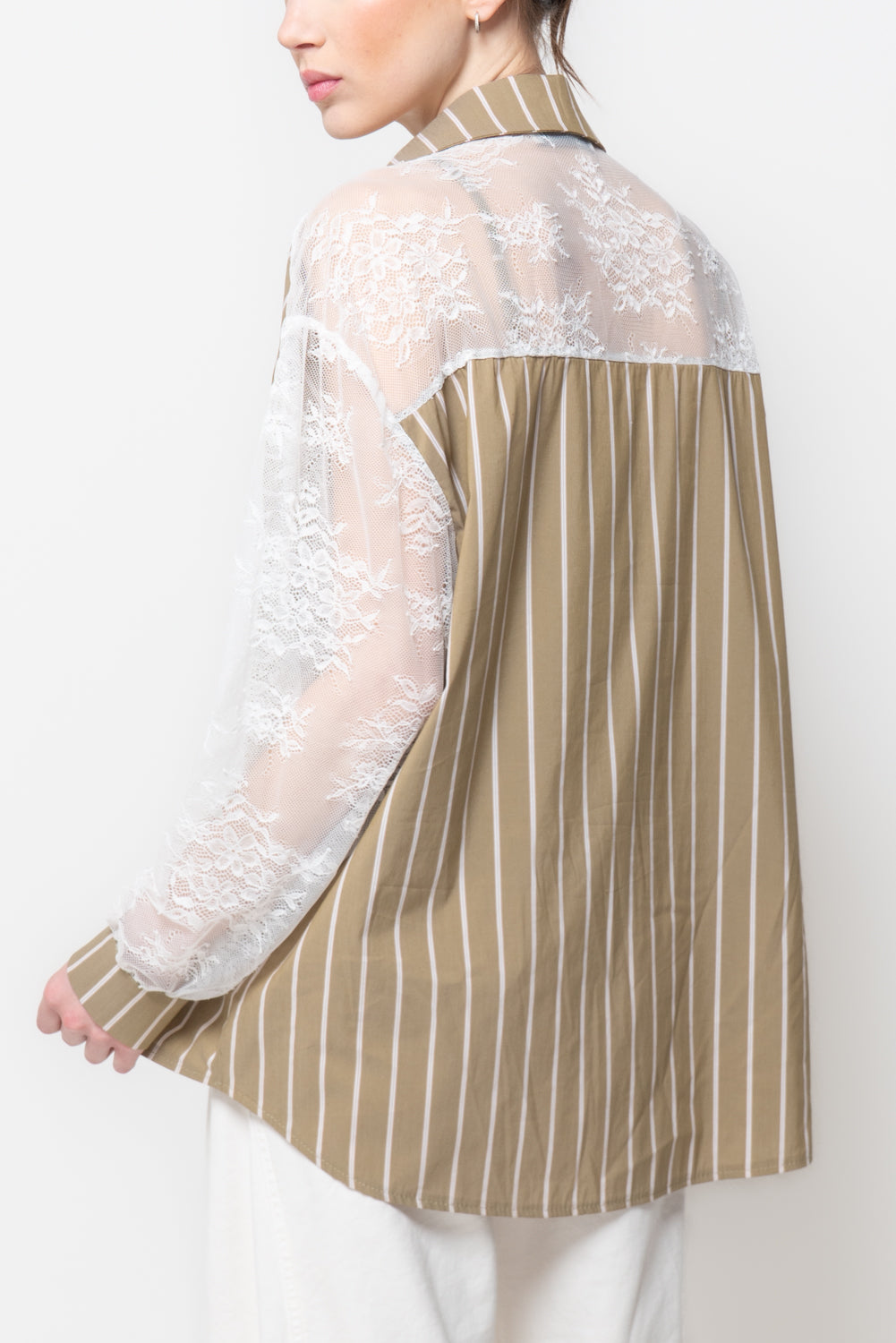 Camicia Rigata con Maniche e Schiena in Pizzo
