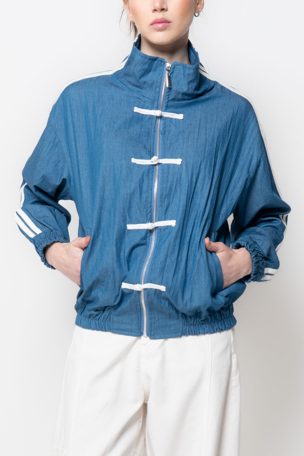 Bomber in Jeans con Alamari