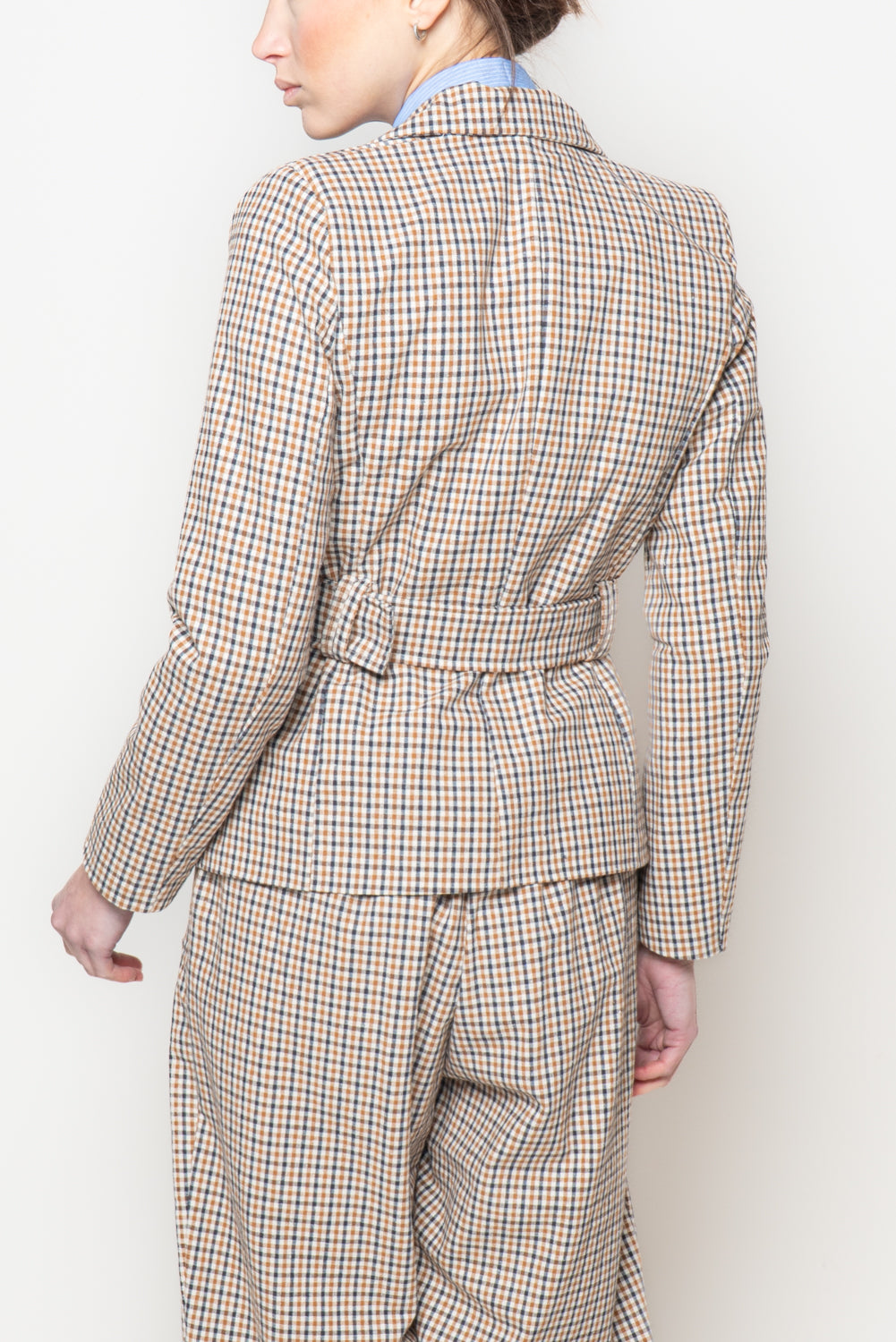 Giacca con cintura a quadretti