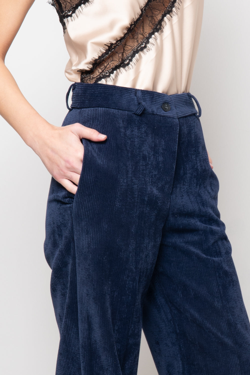 Pantaloni in velluto a palazzo