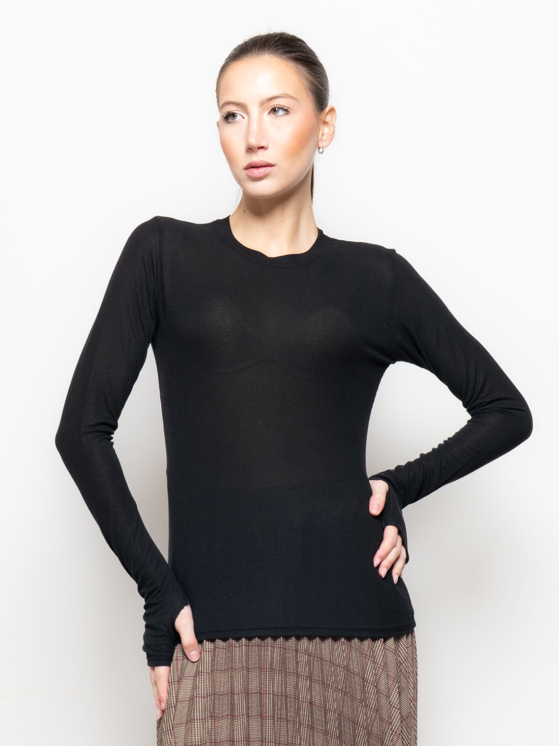 Maglia a costine con foro