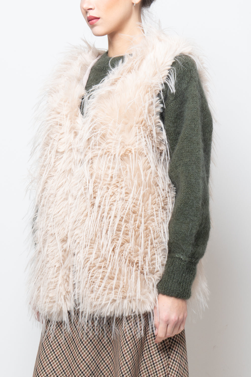 Pelliccia smanicata a pelo lungo