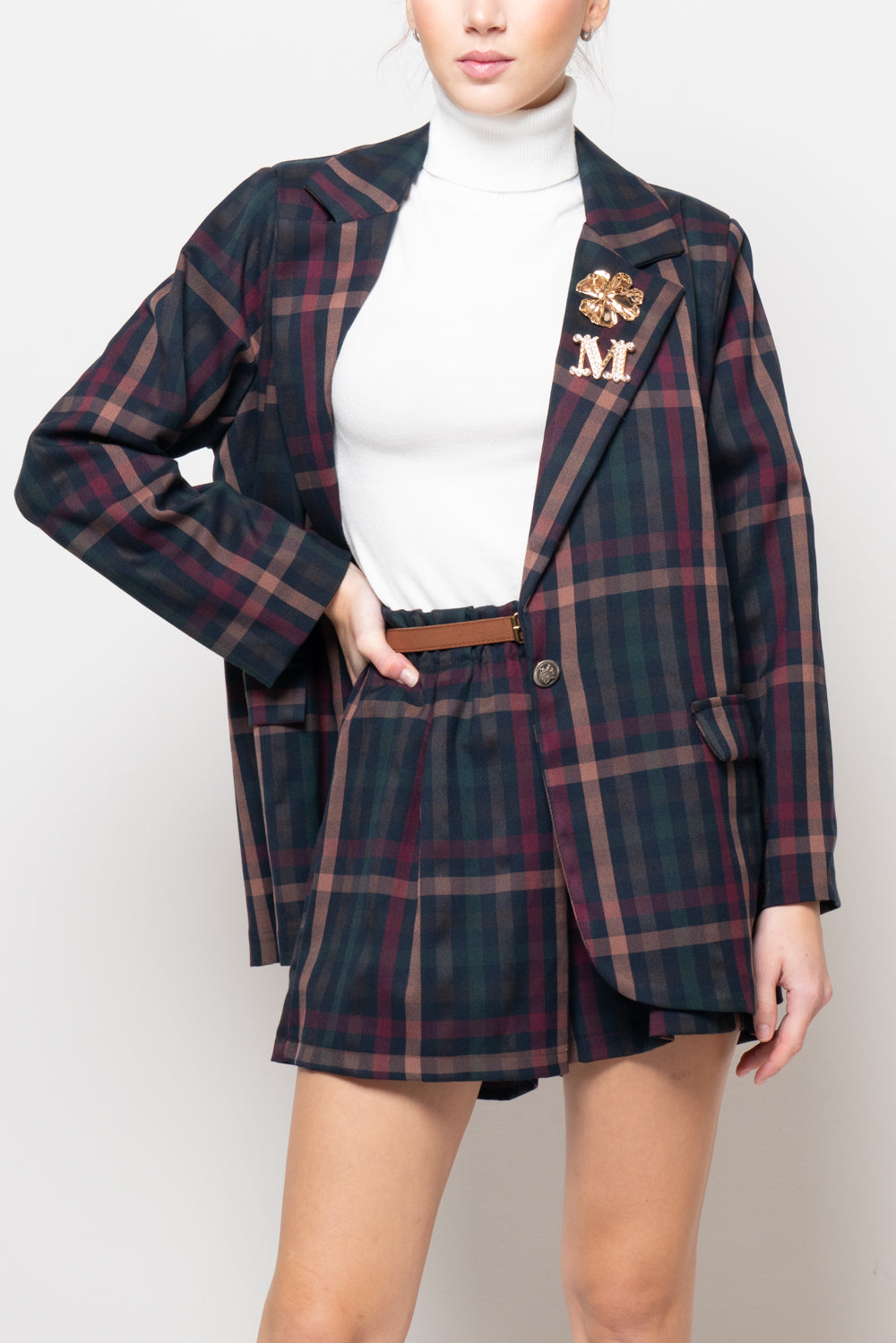 Giacca a quadri con spille
