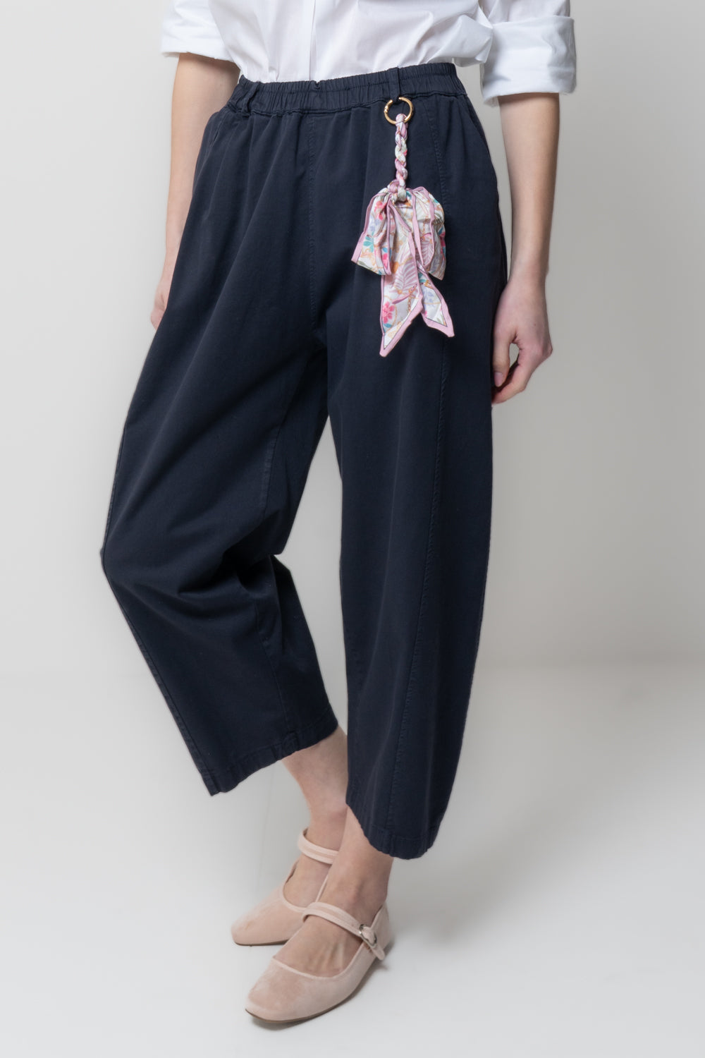 Pantalone a Carota con Foulard