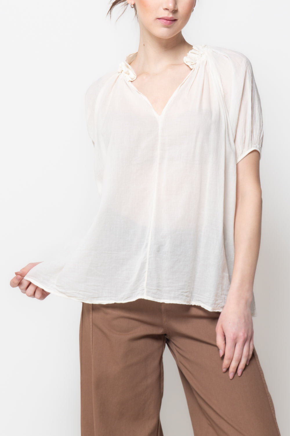 Blusa alla coreana in mussola