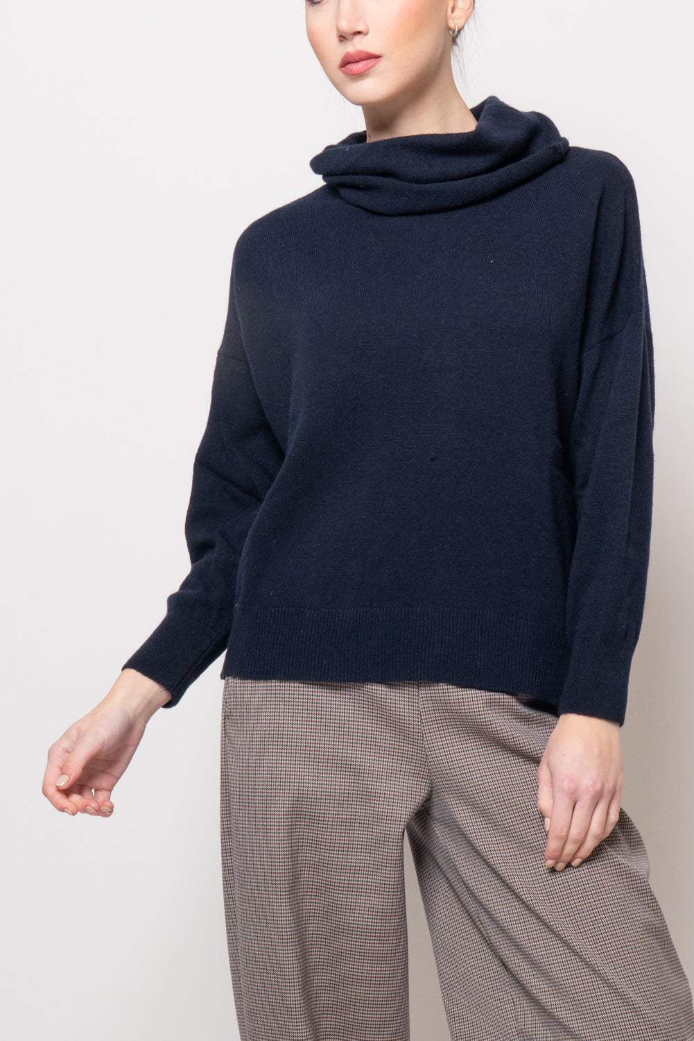 Maglia con collo ad anello