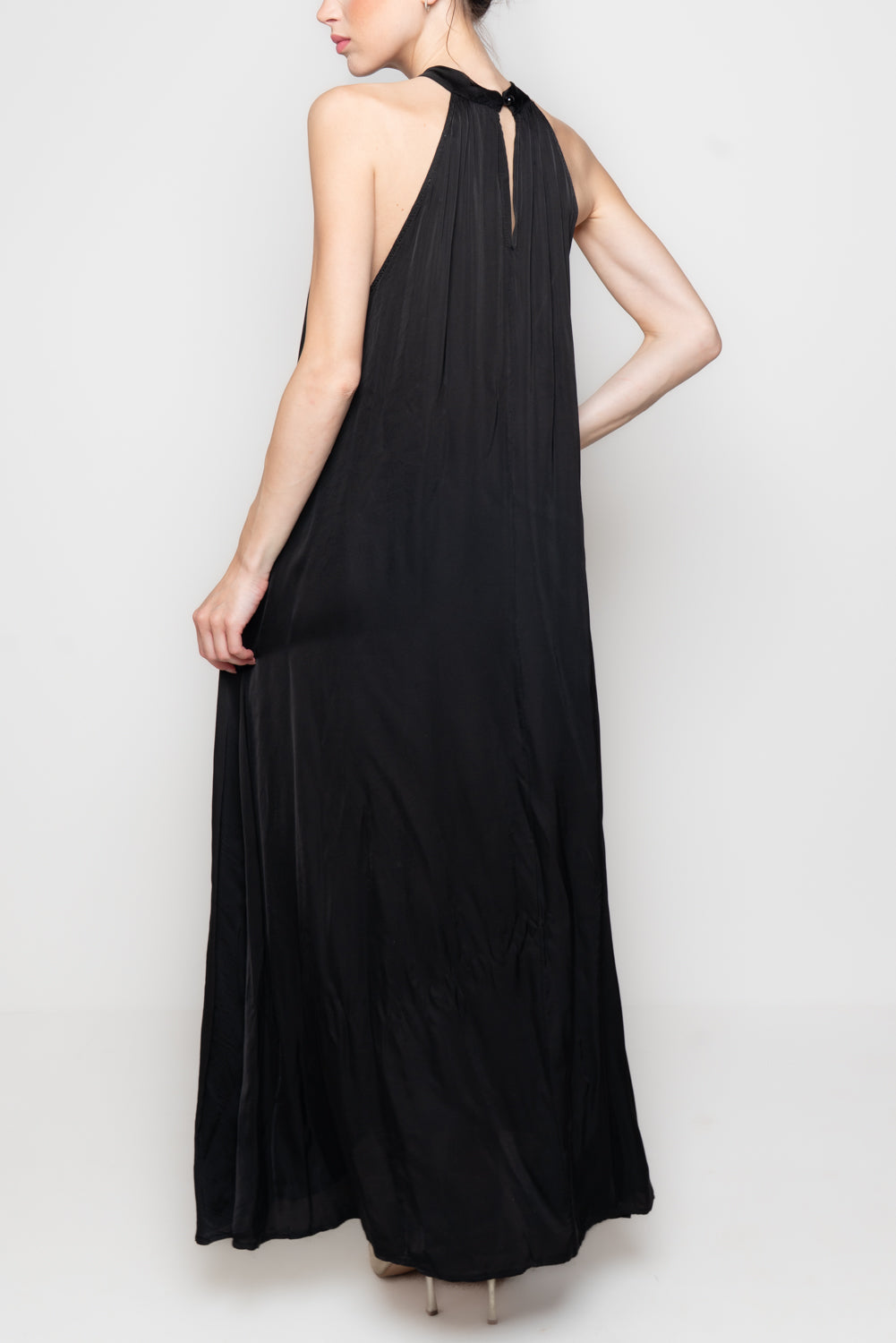 Abito in satin lungo