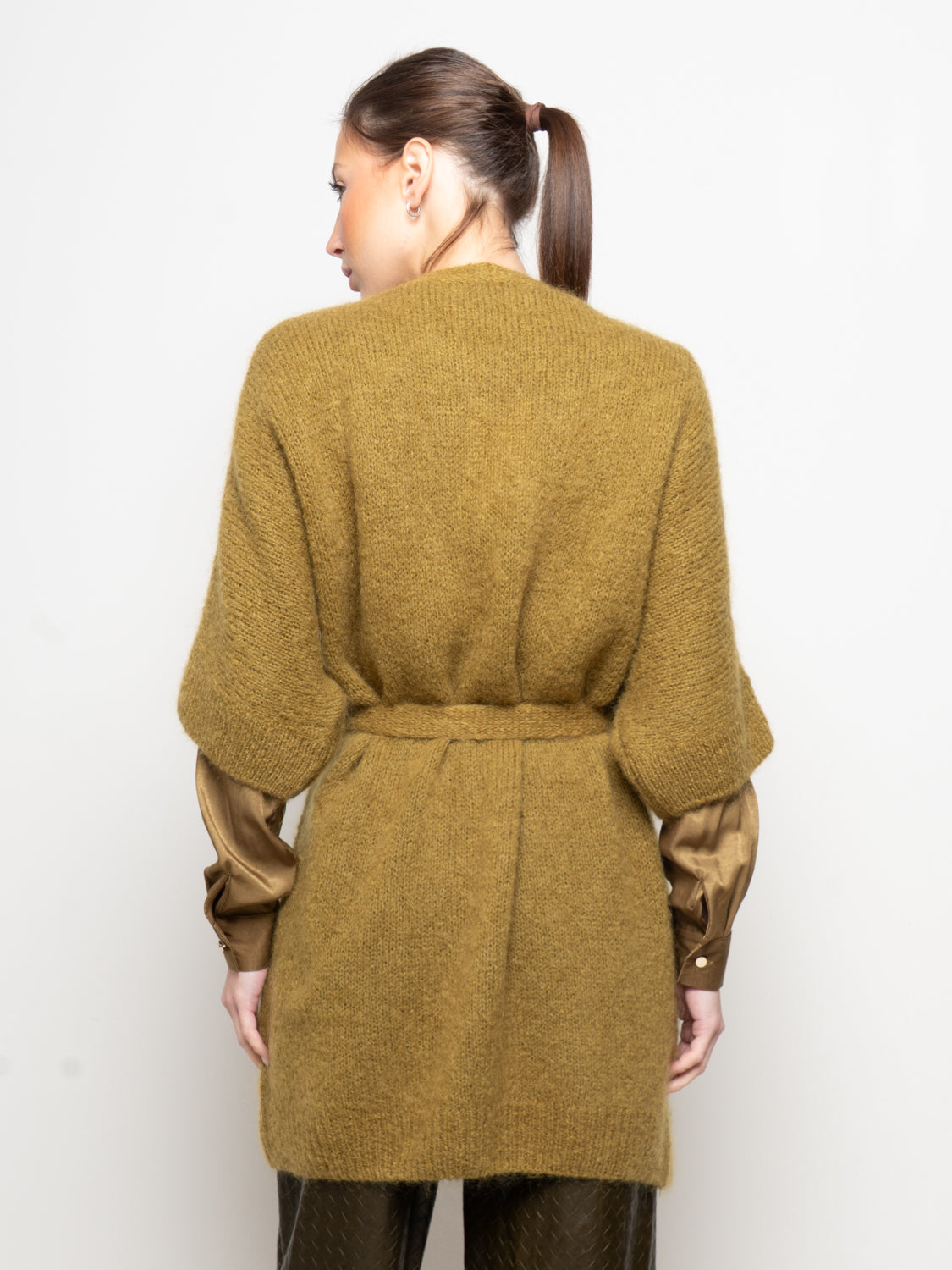 Cardigan in lana modello kimono