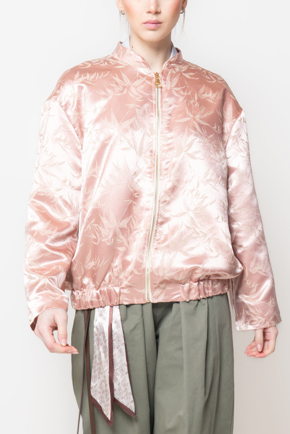 Bomber in raso con stampa foglie