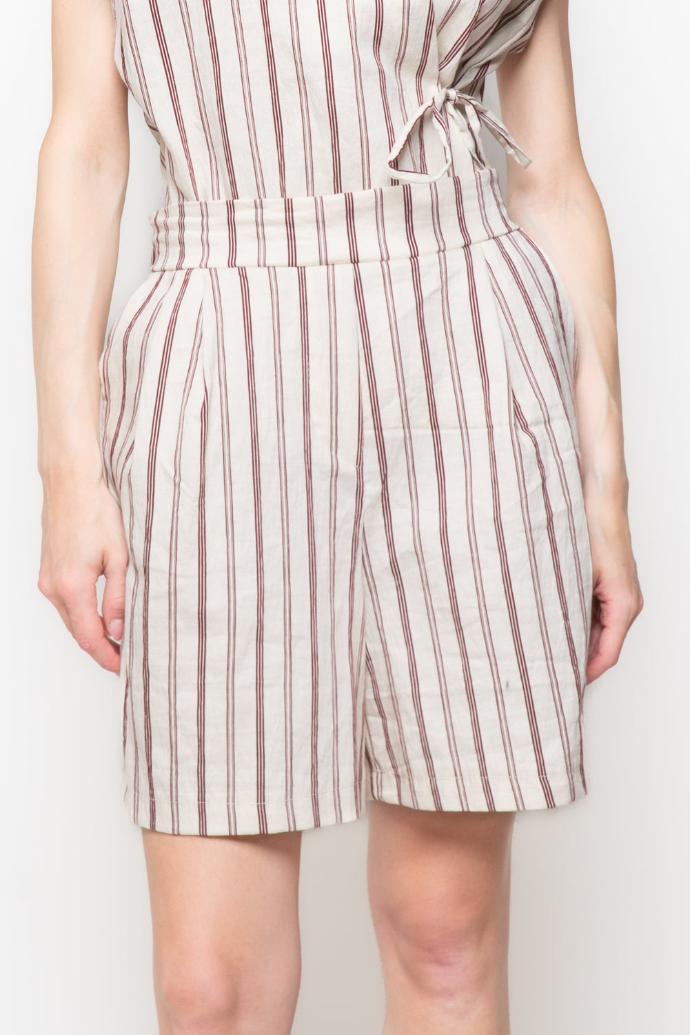 Shorts a Righe con Pinces