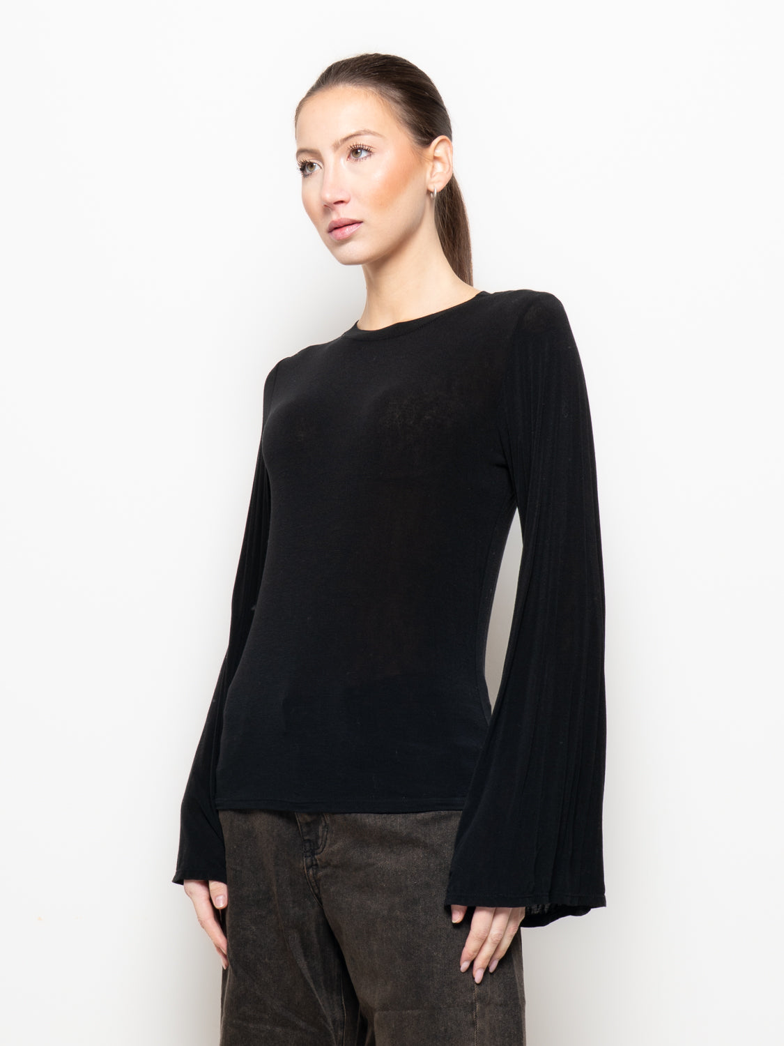 T shirt misto cashmere con manica svasata